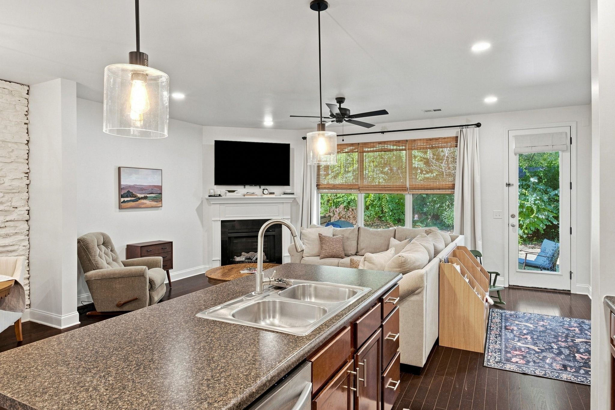 429 Waterbrook Dr