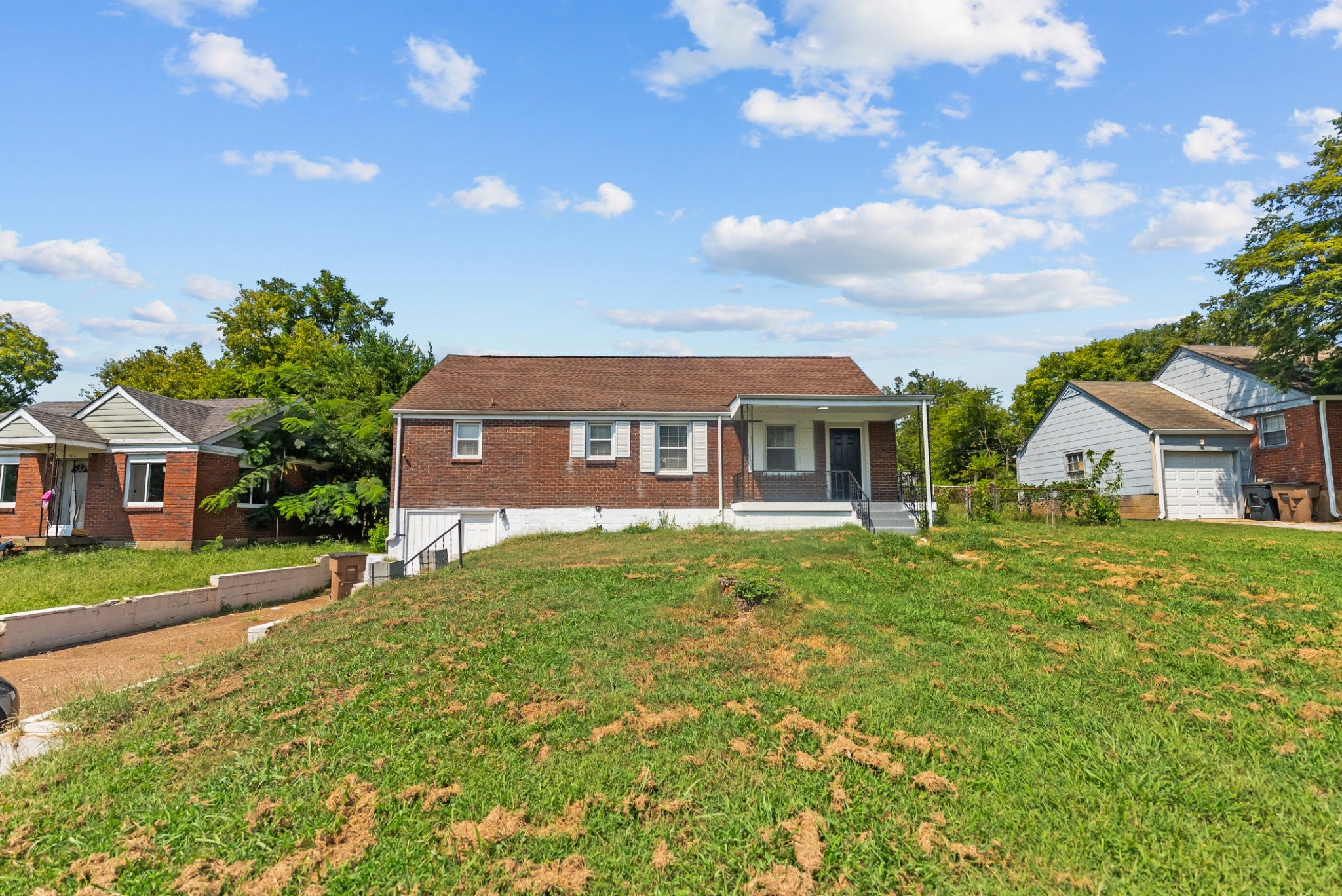 4-bed listing at 1216 Vultee Blvd, Nashville