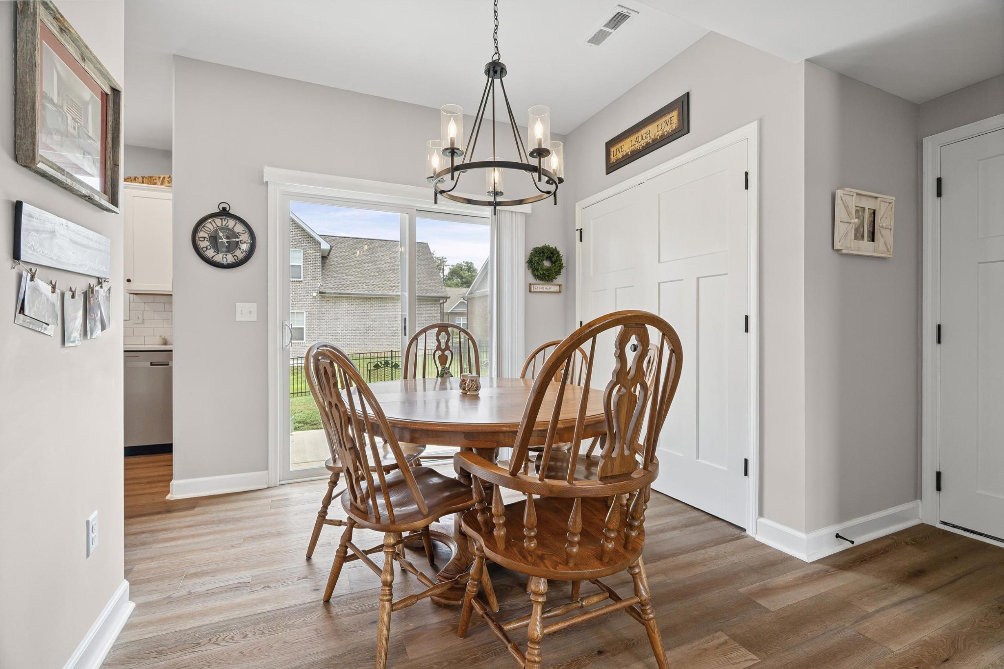 1405 Brook Hill Dr