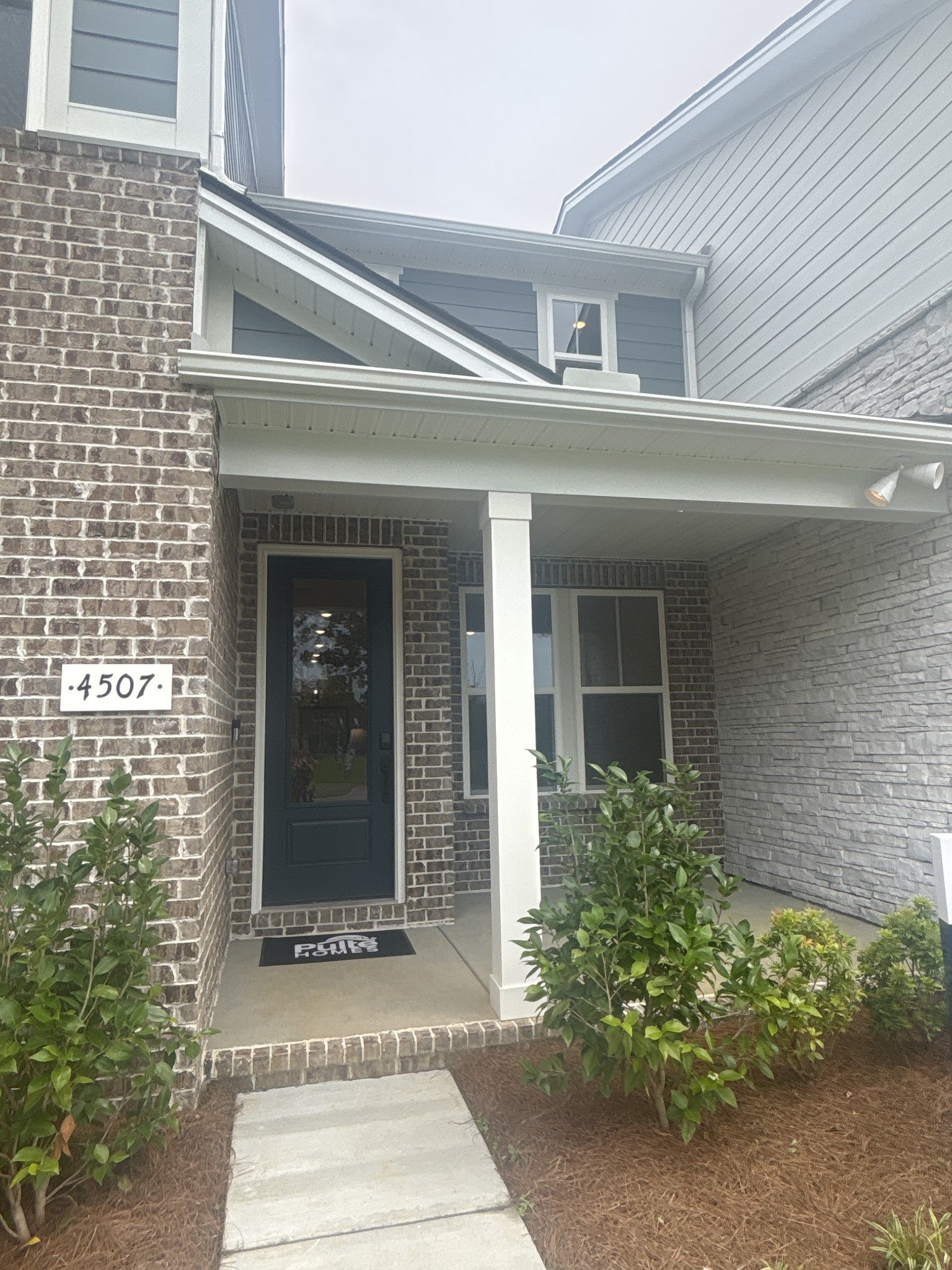 4553 Grace Rd