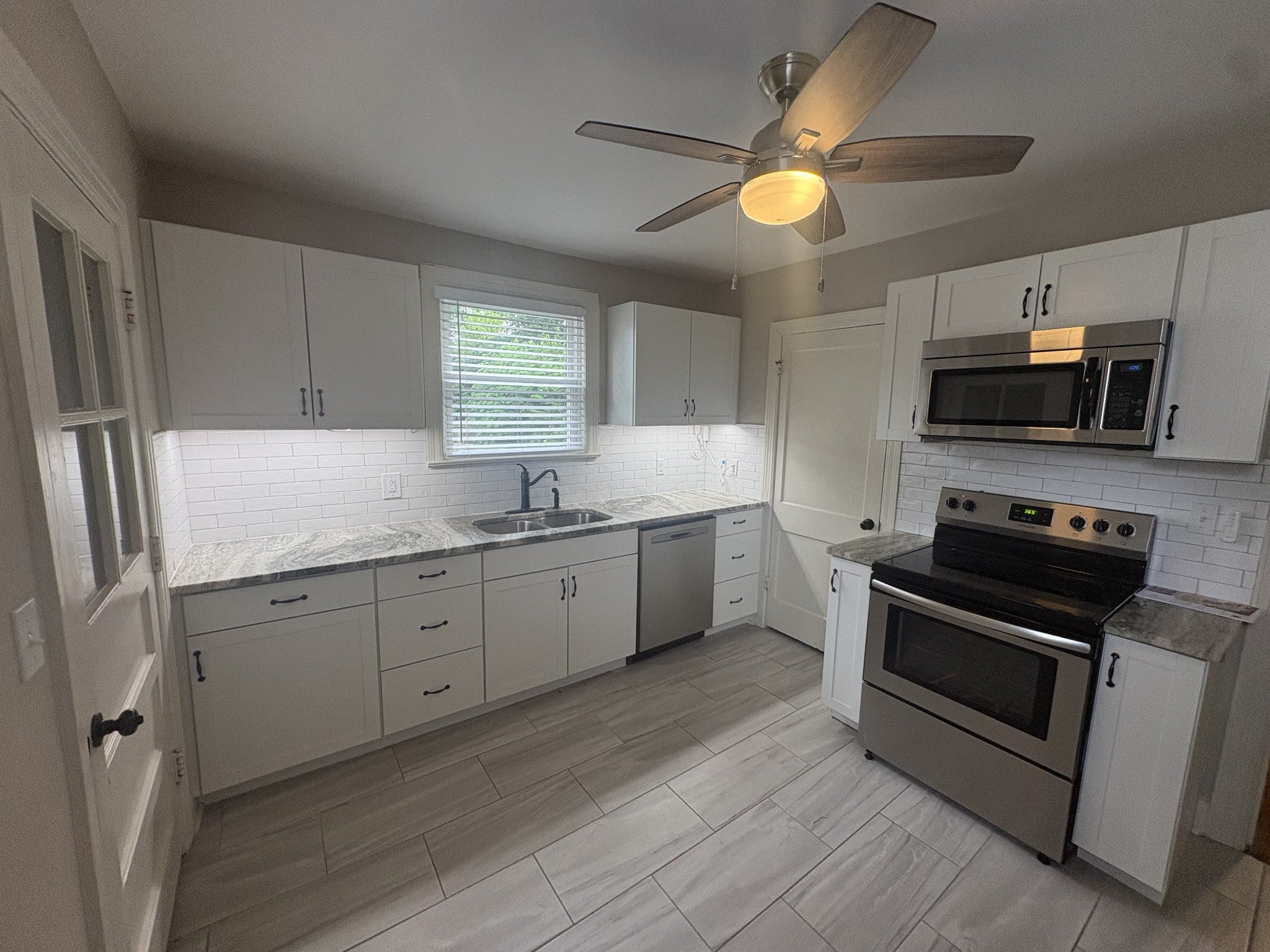 2411 Milton Dr