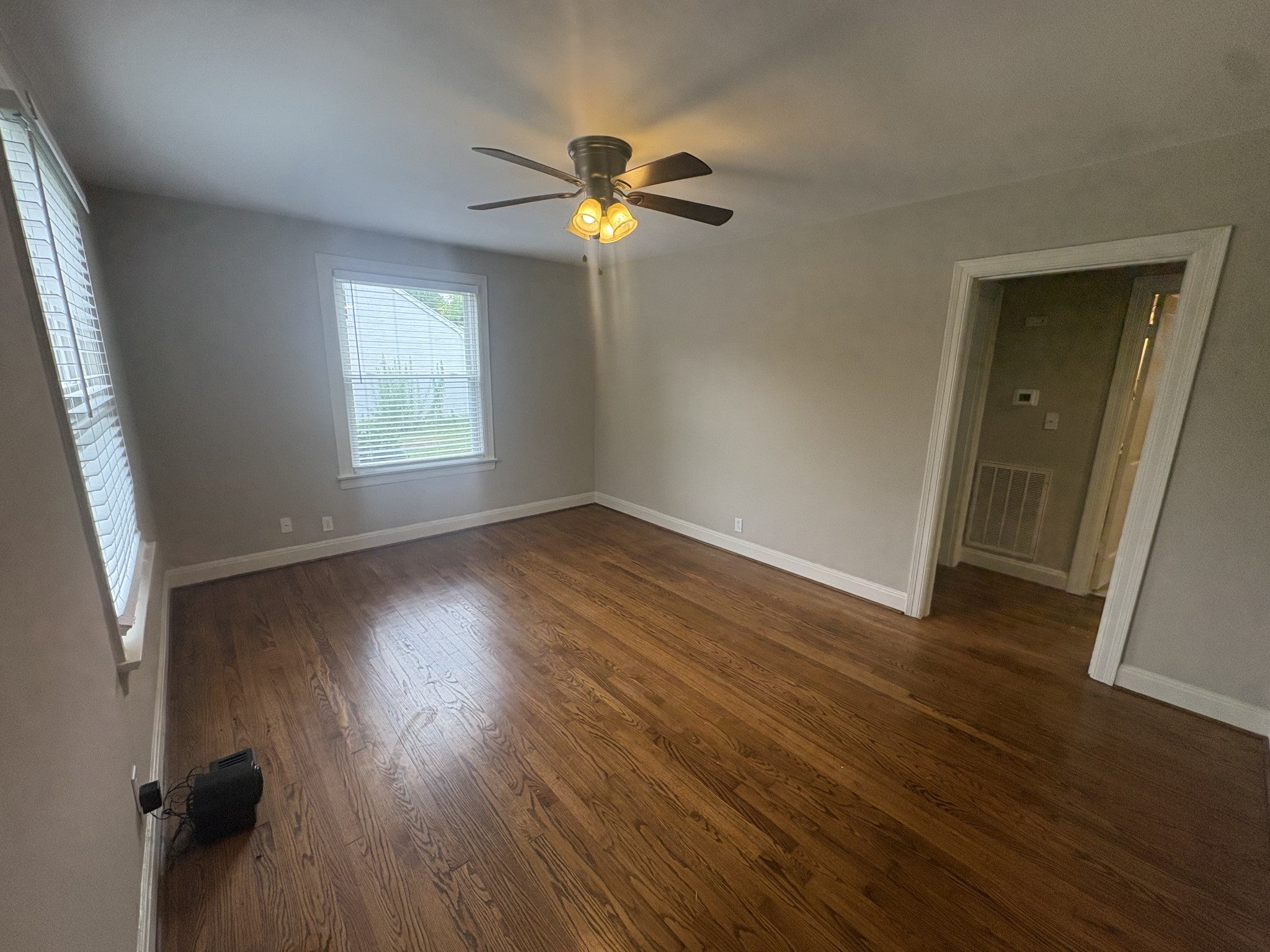 2411 Milton Dr