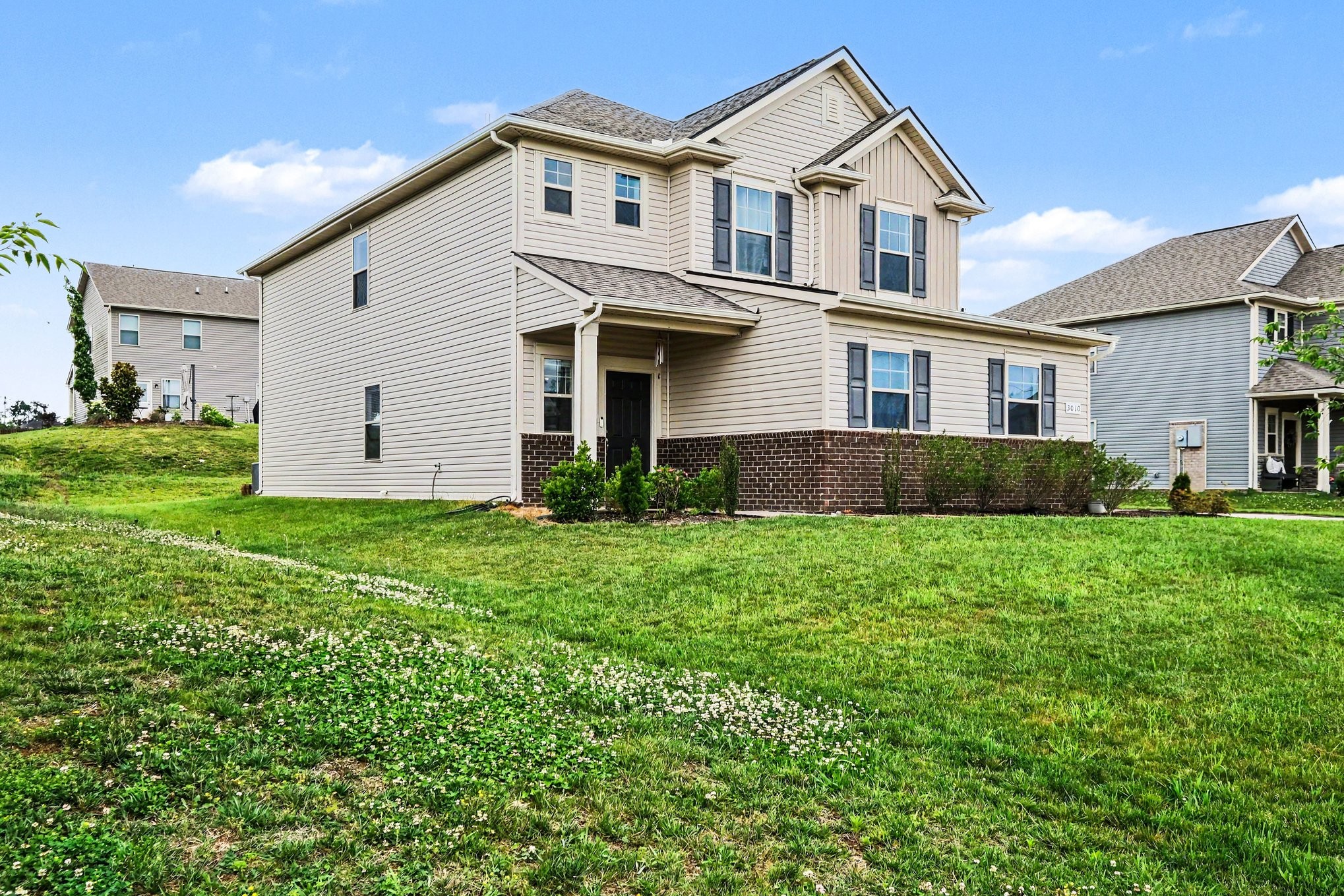 3010 Posada Ct