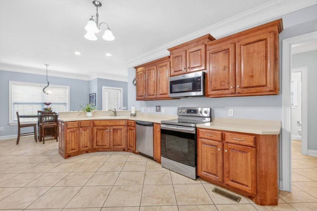 101 Hummingbird Lane