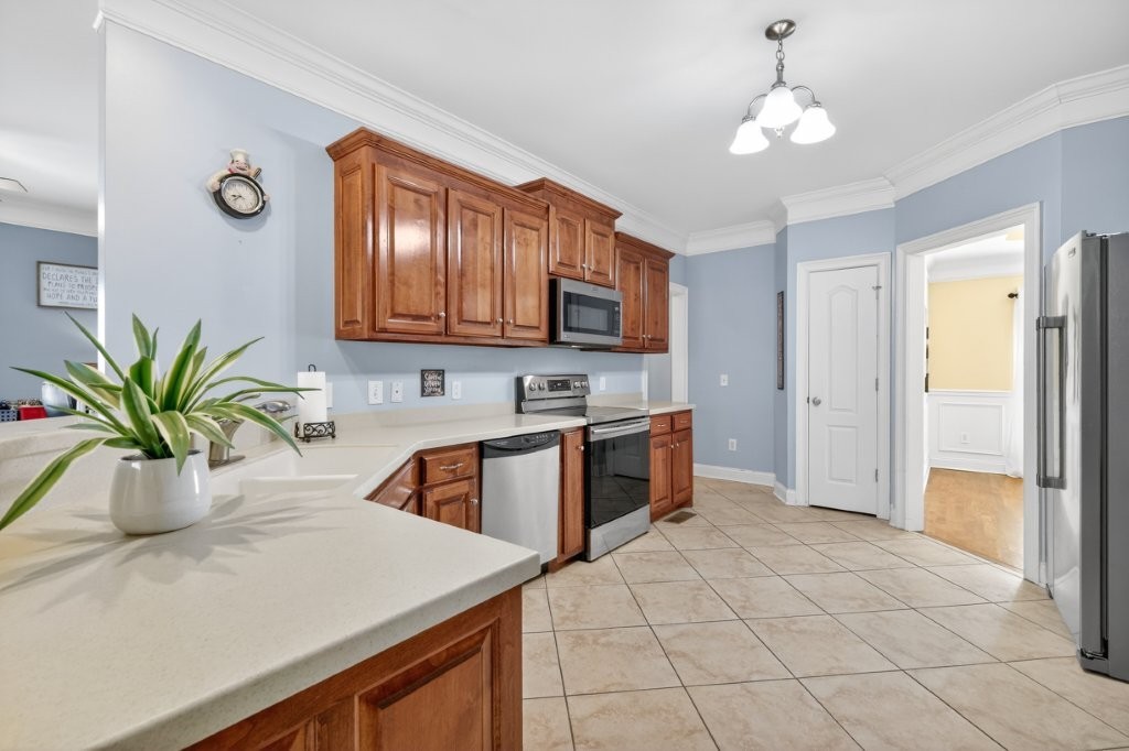 101 Hummingbird Lane