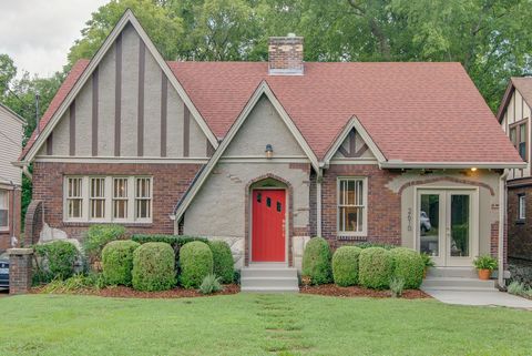 Photo of 2610 Woodlawn Dr, Nashville, TN 37212 (MLS # 3186922)