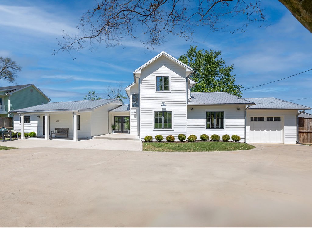 6637 River View Dr