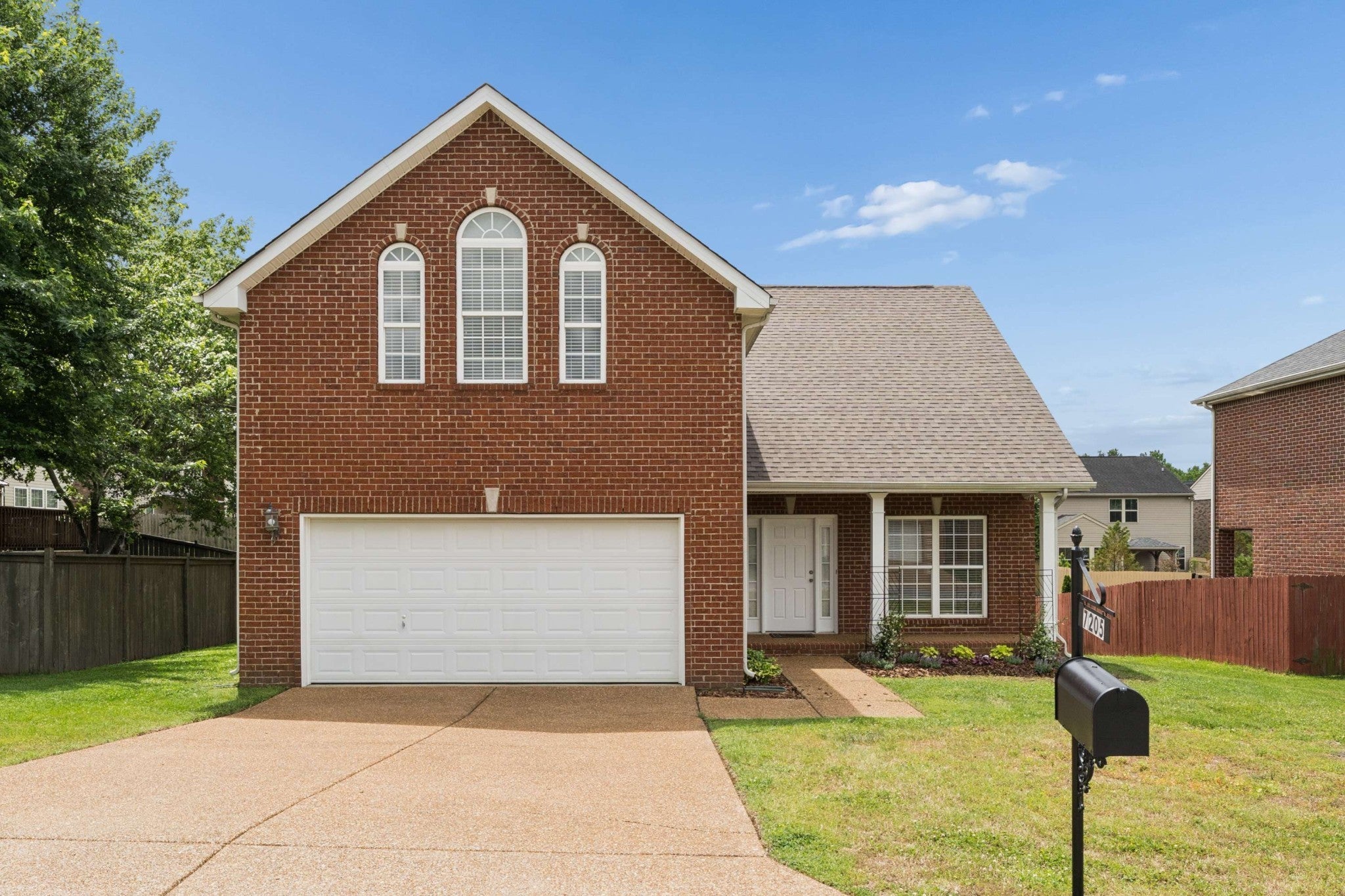 3-bed listing at 7205 Autumn Crossing Way, Brentwood