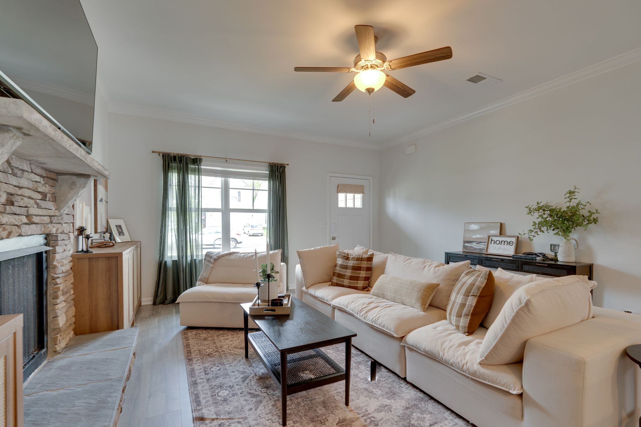 3229 Chatfield Dr
