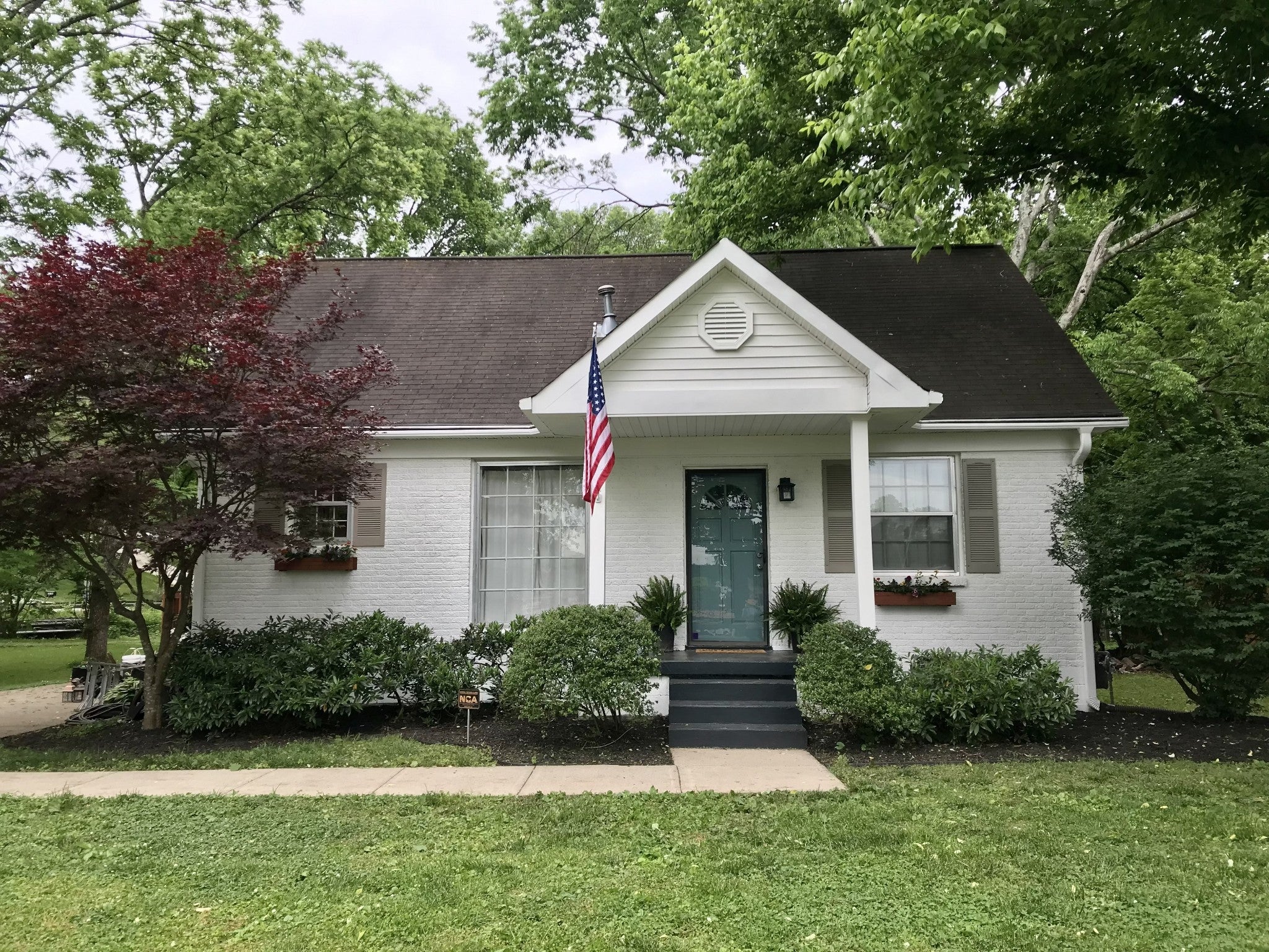 1003 Maplehurst Ln - home for sale