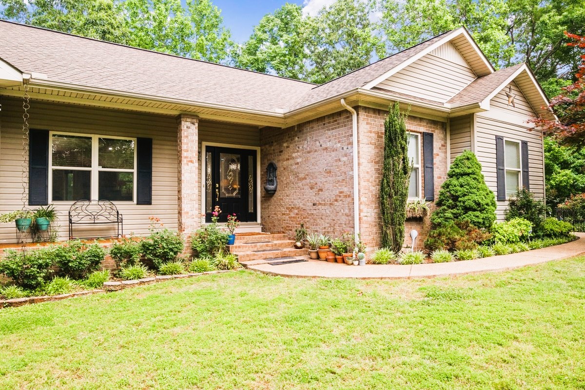 306 Riverwood Dr