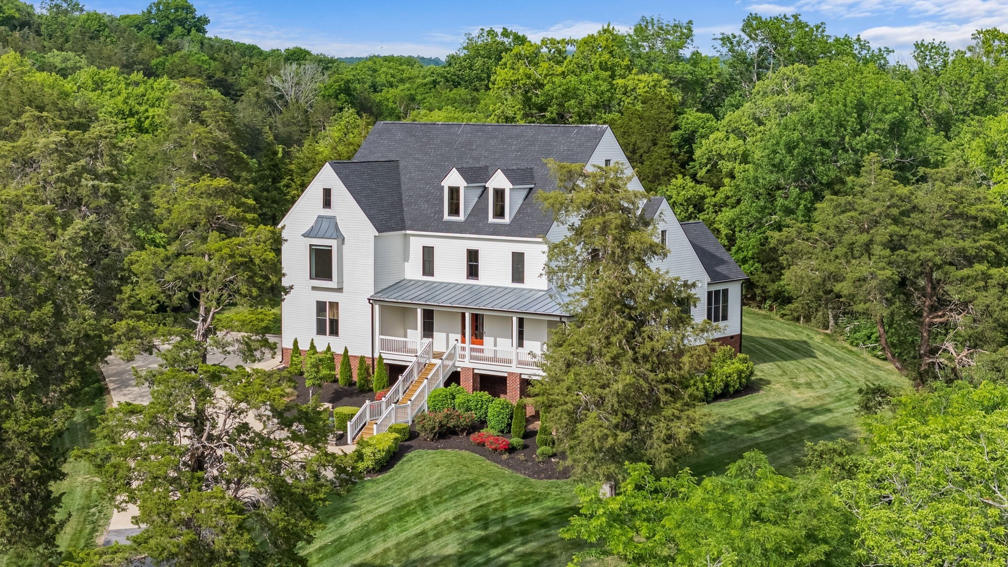 4-bed listing at 1000 Garner Hall Ln, Franklin
