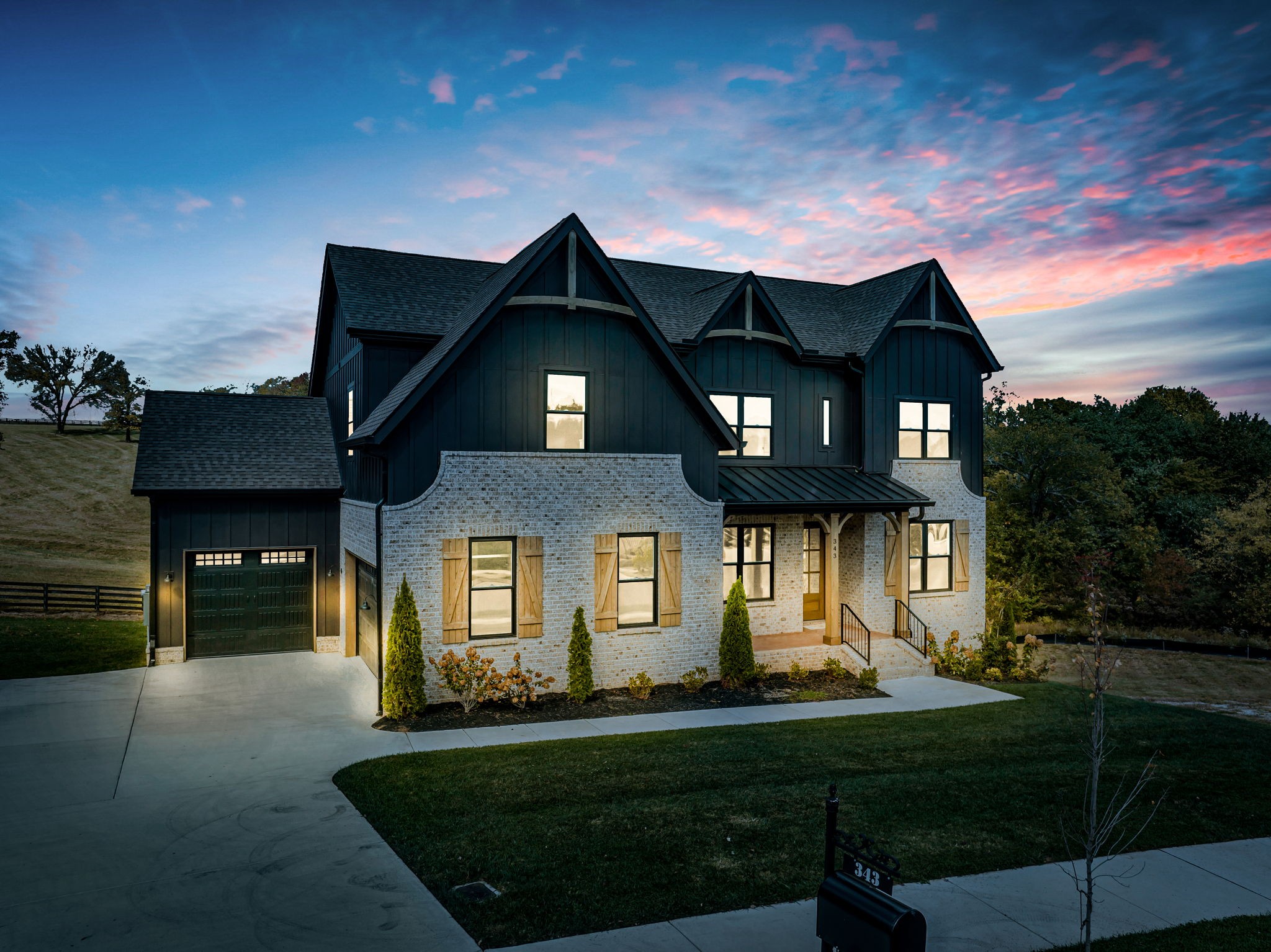 343 Circuit Rd