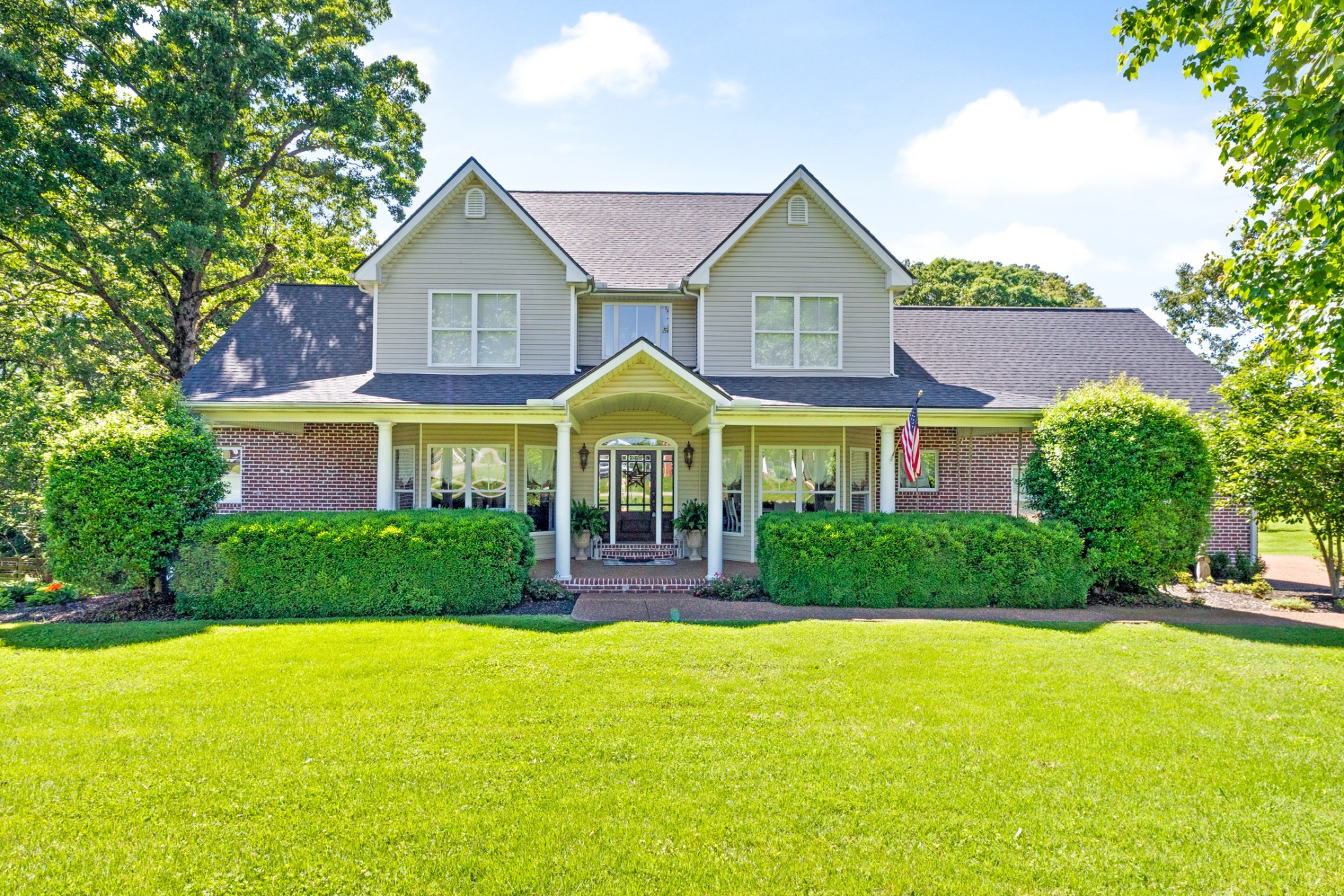 1000 Bradby Dr