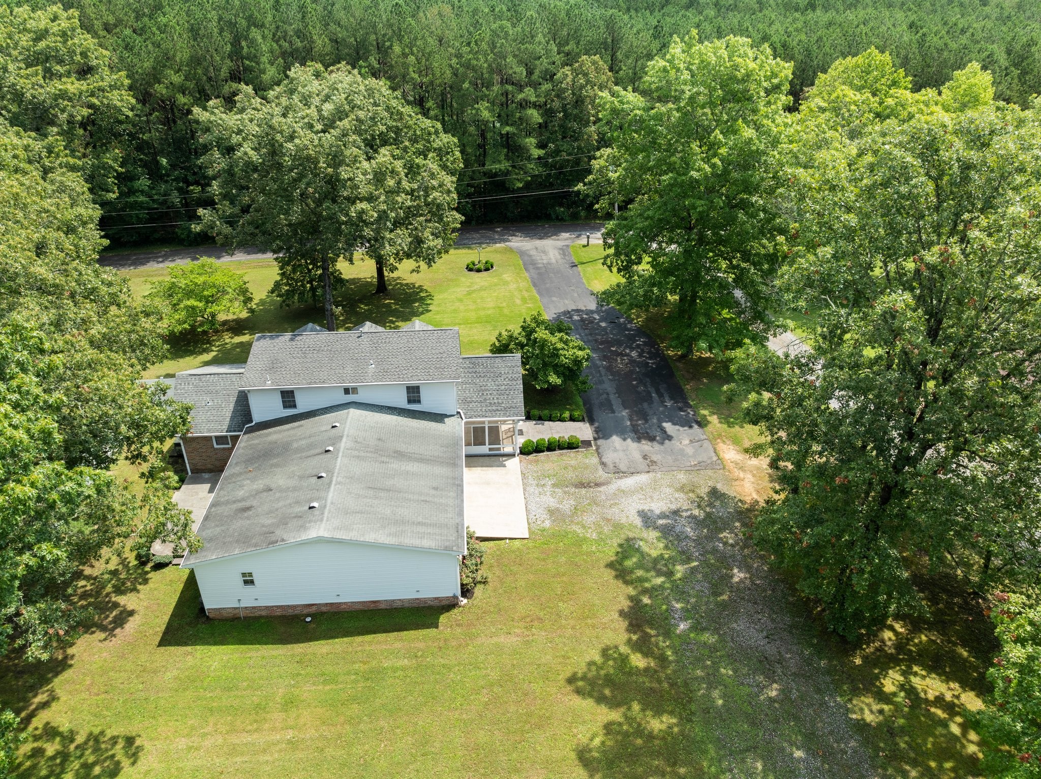 1746 Harton Blvd