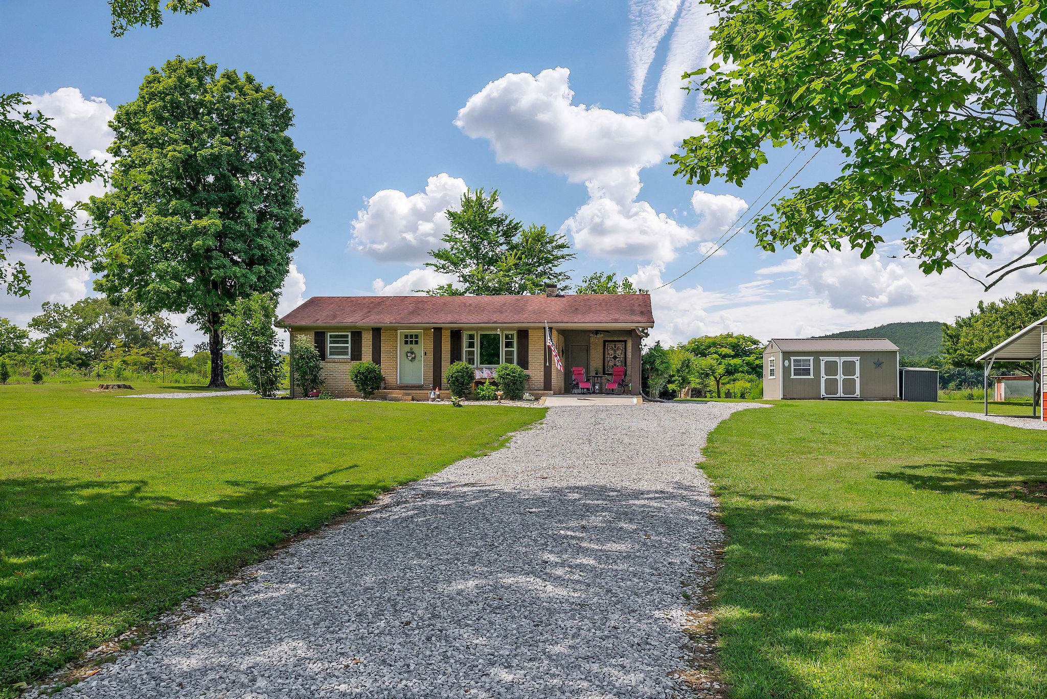 1032 Hills Creek Rd