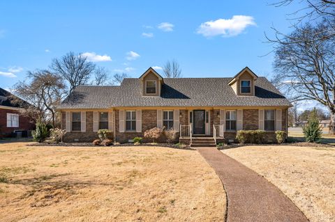 2107 Moccasin Trl Murfreesboro TN 37129