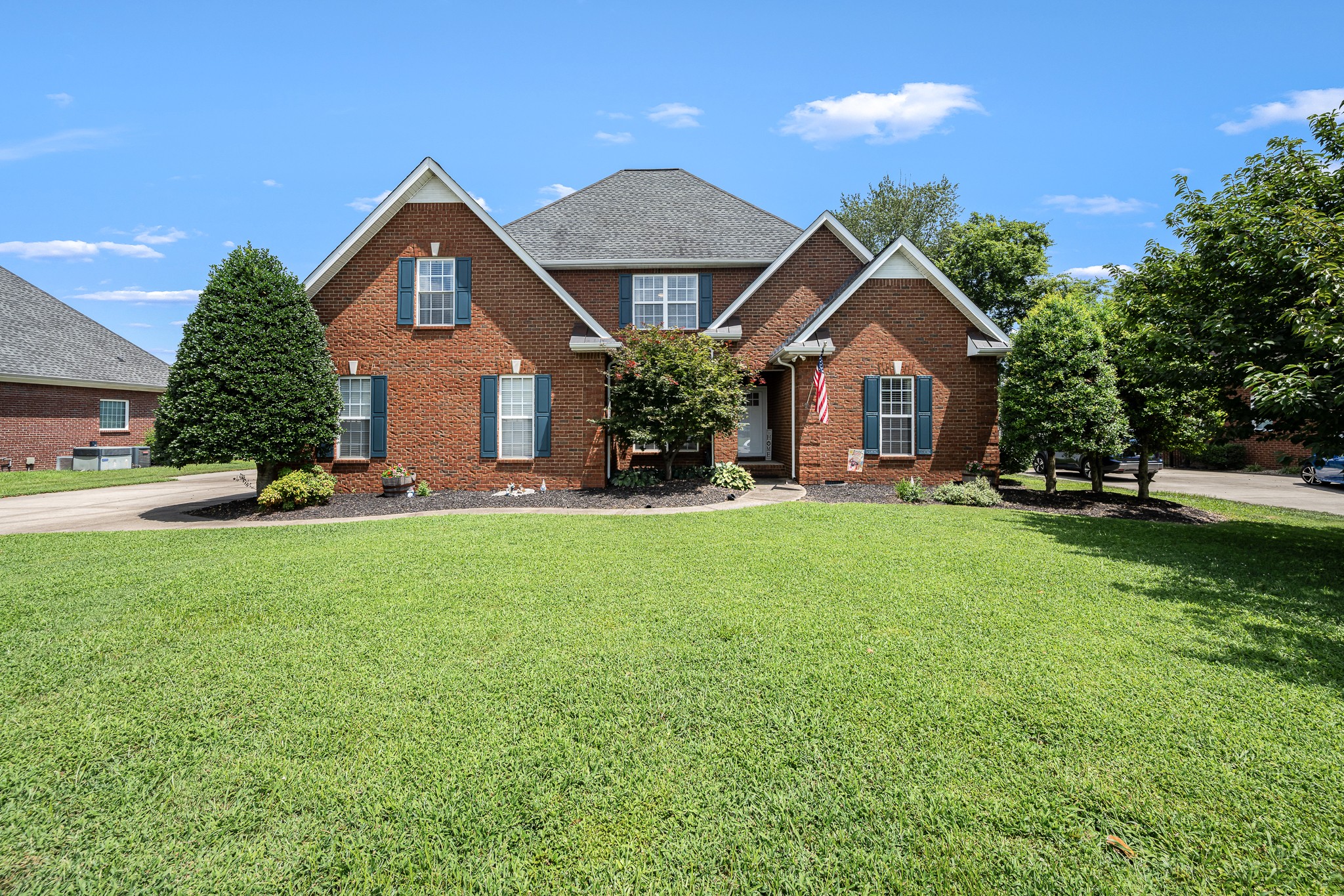2216 Westwood Dr