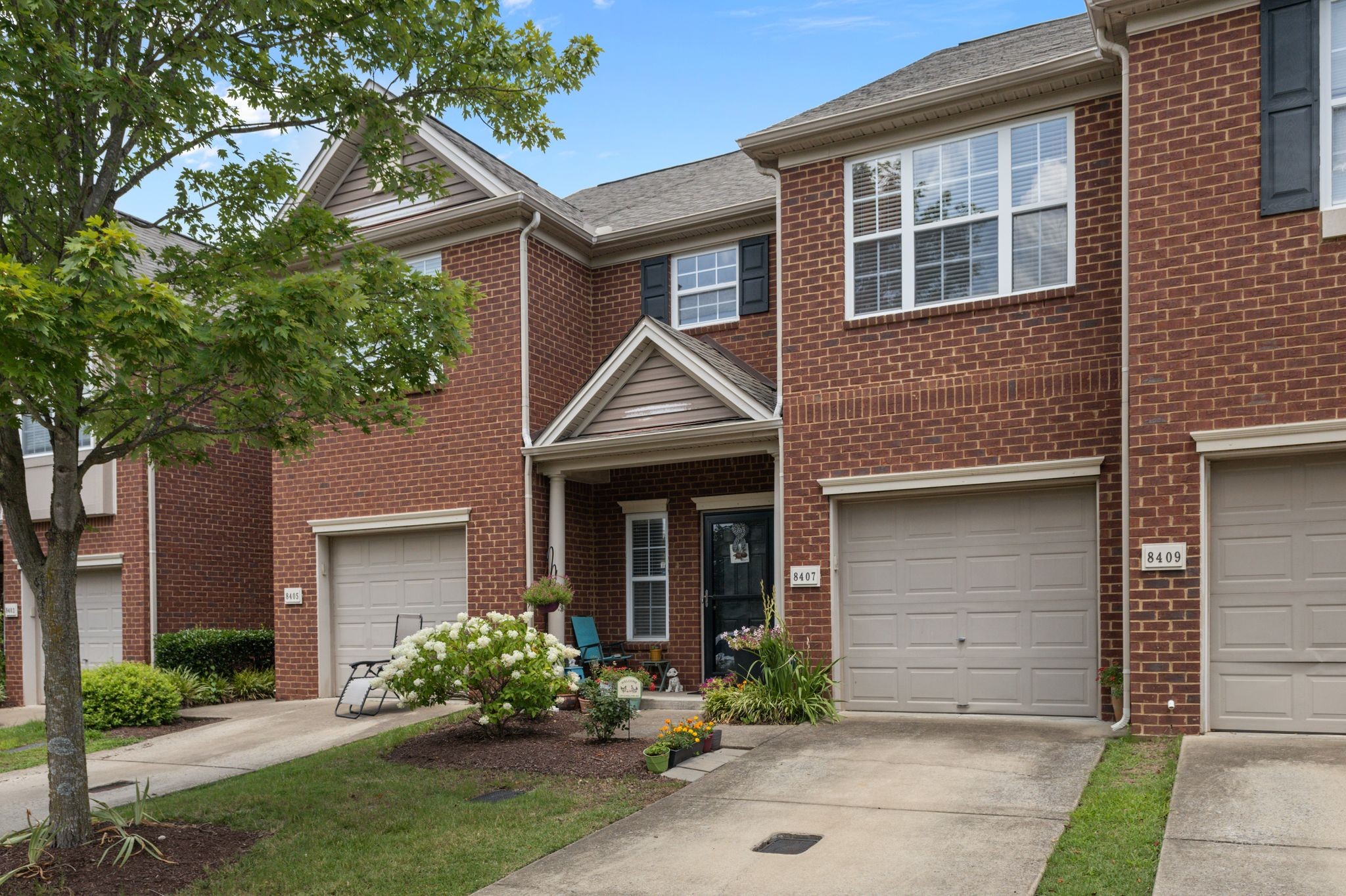 8407 Charbay Cir