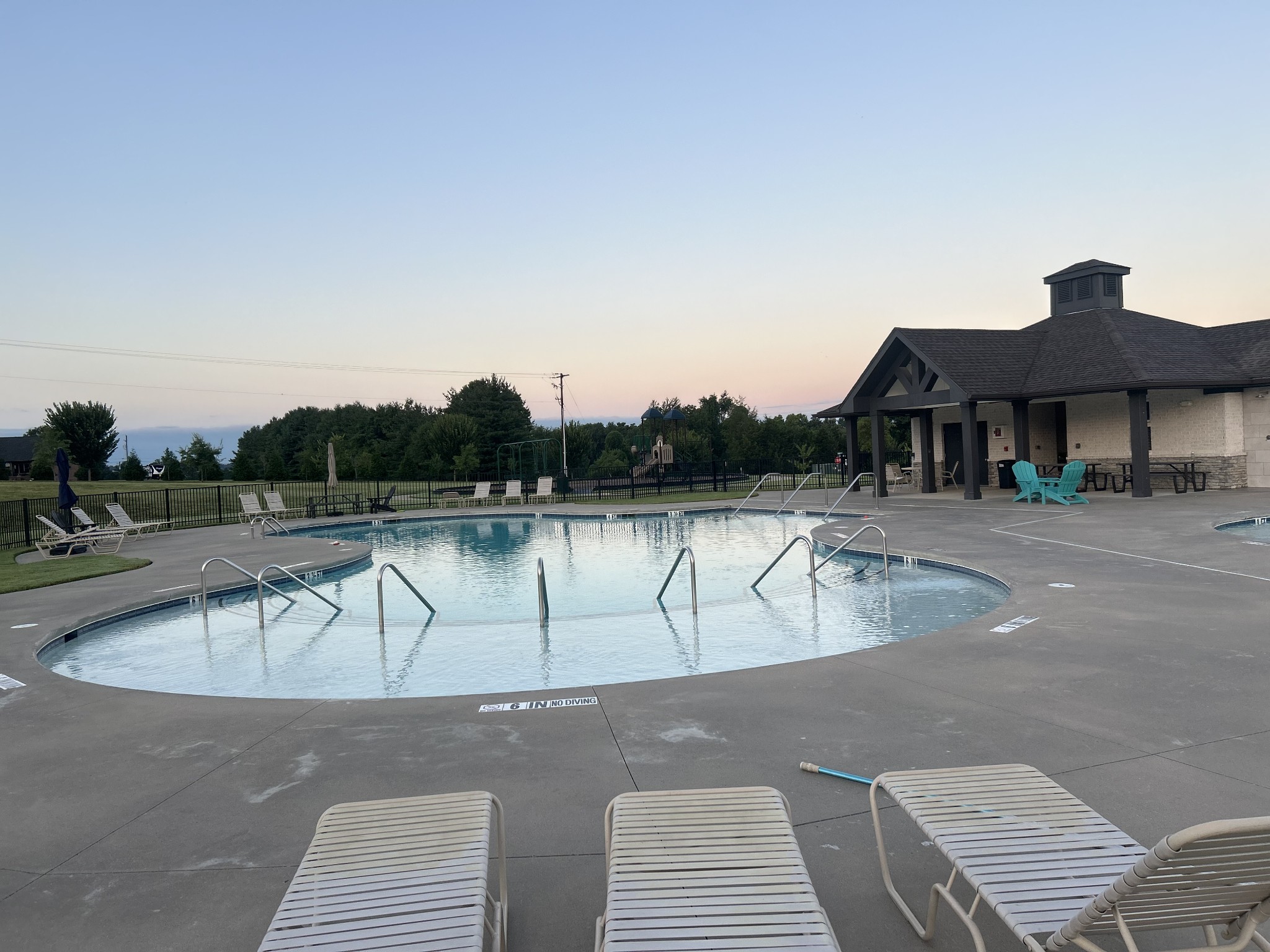 Hermitage, Tennessee 37076, United States, 3 Bedrooms Bedrooms, ,3 BathroomsBathrooms,Residential,Active,184579