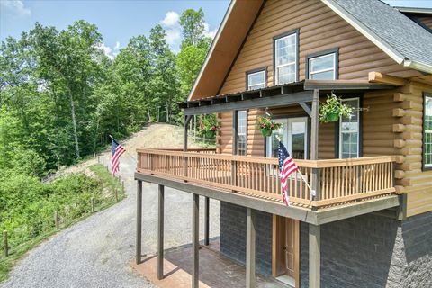 7040 Fallen Timber Ln Crawford TN 38554