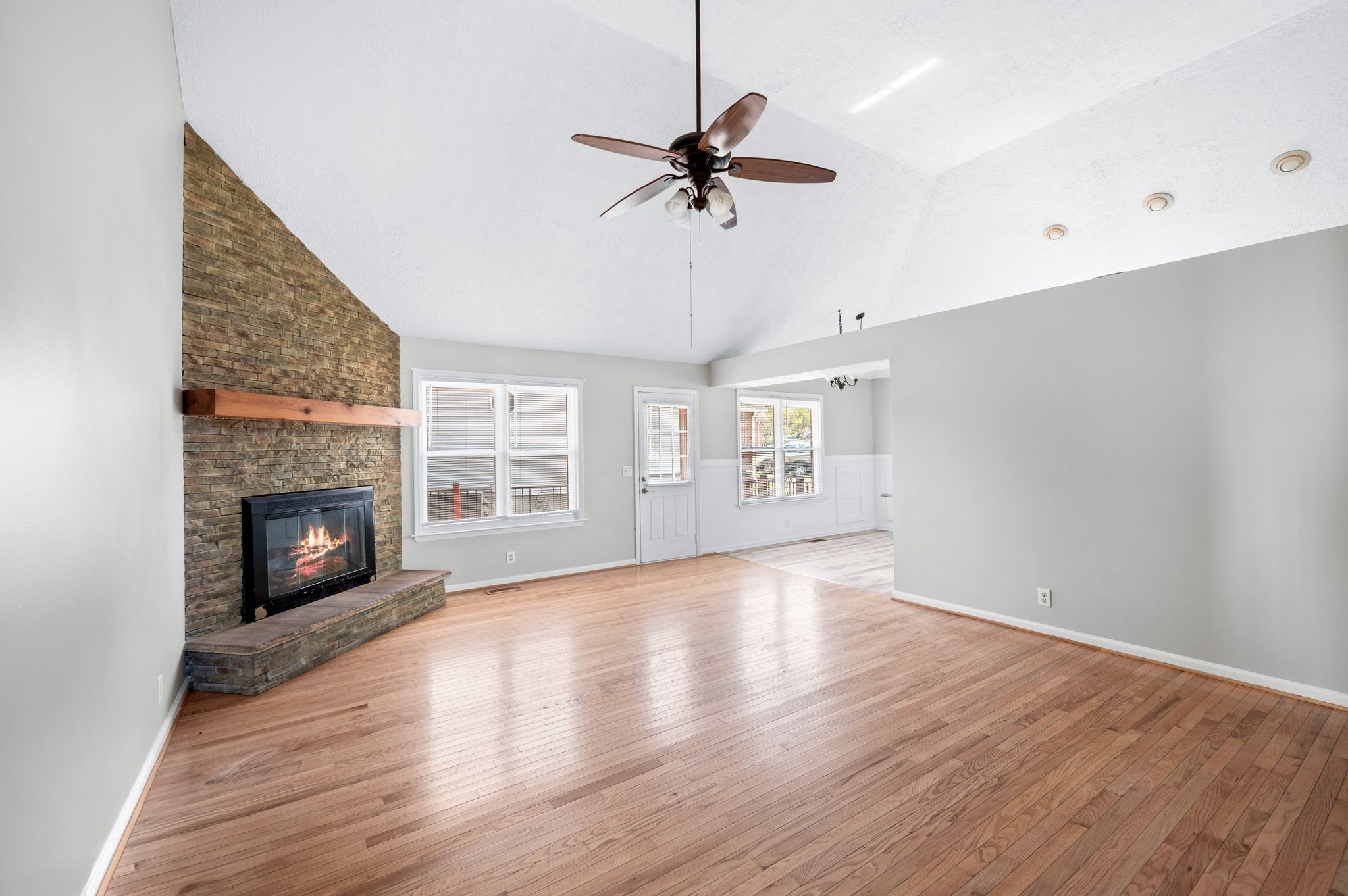 Antioch, Tennessee 37013, United States, 5 Bedrooms Bedrooms, ,2 BathroomsBathrooms,Residential,Active,234256