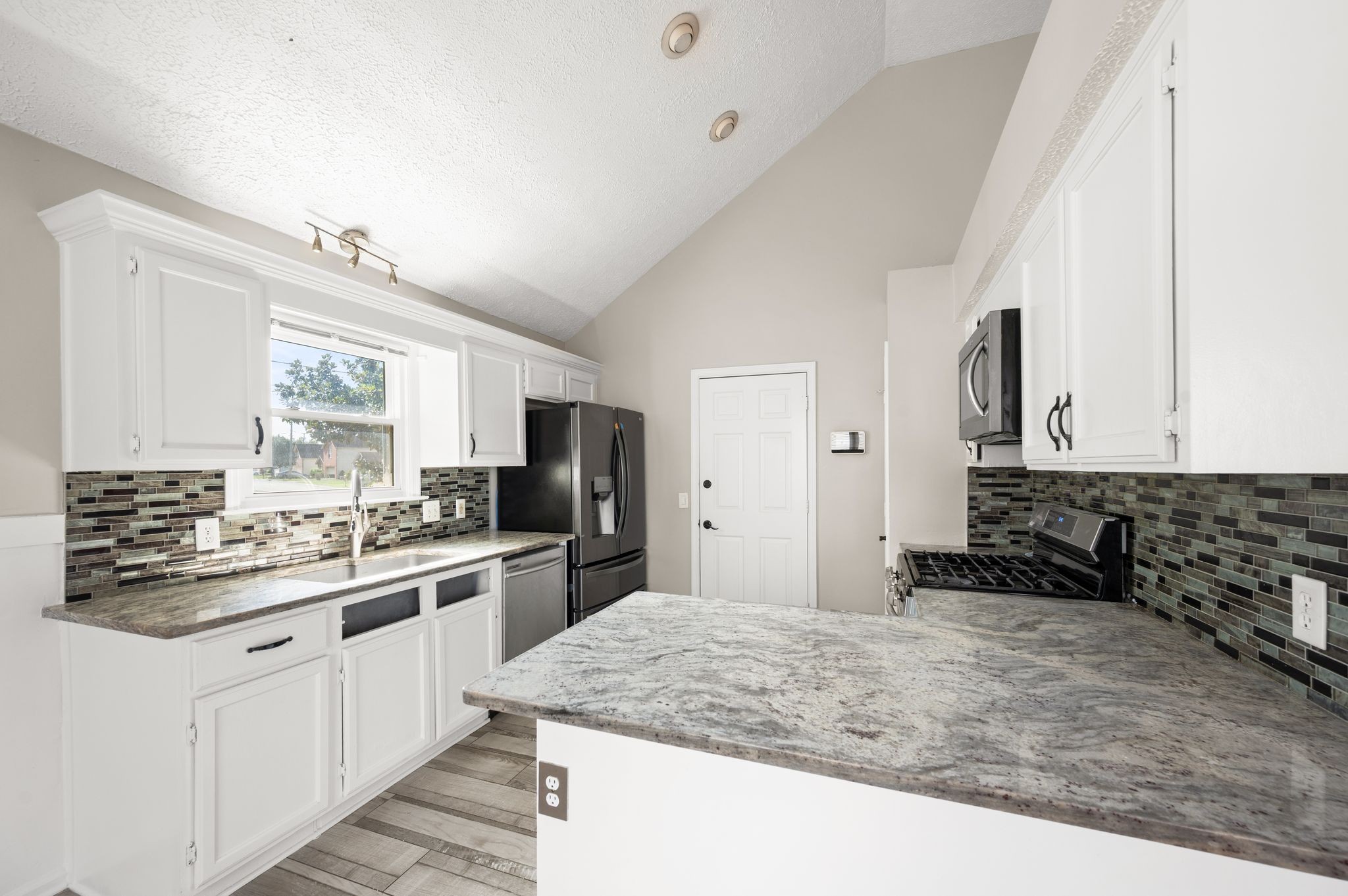 Antioch, Tennessee 37013, United States, 5 Bedrooms Bedrooms, ,2 BathroomsBathrooms,Residential,Active,234256