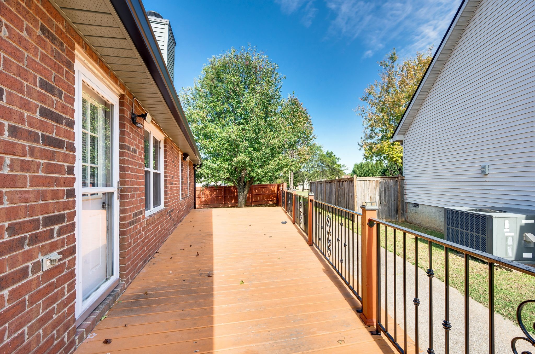 Antioch, Tennessee 37013, United States, 5 Bedrooms Bedrooms, ,2 BathroomsBathrooms,Residential,Active,234256