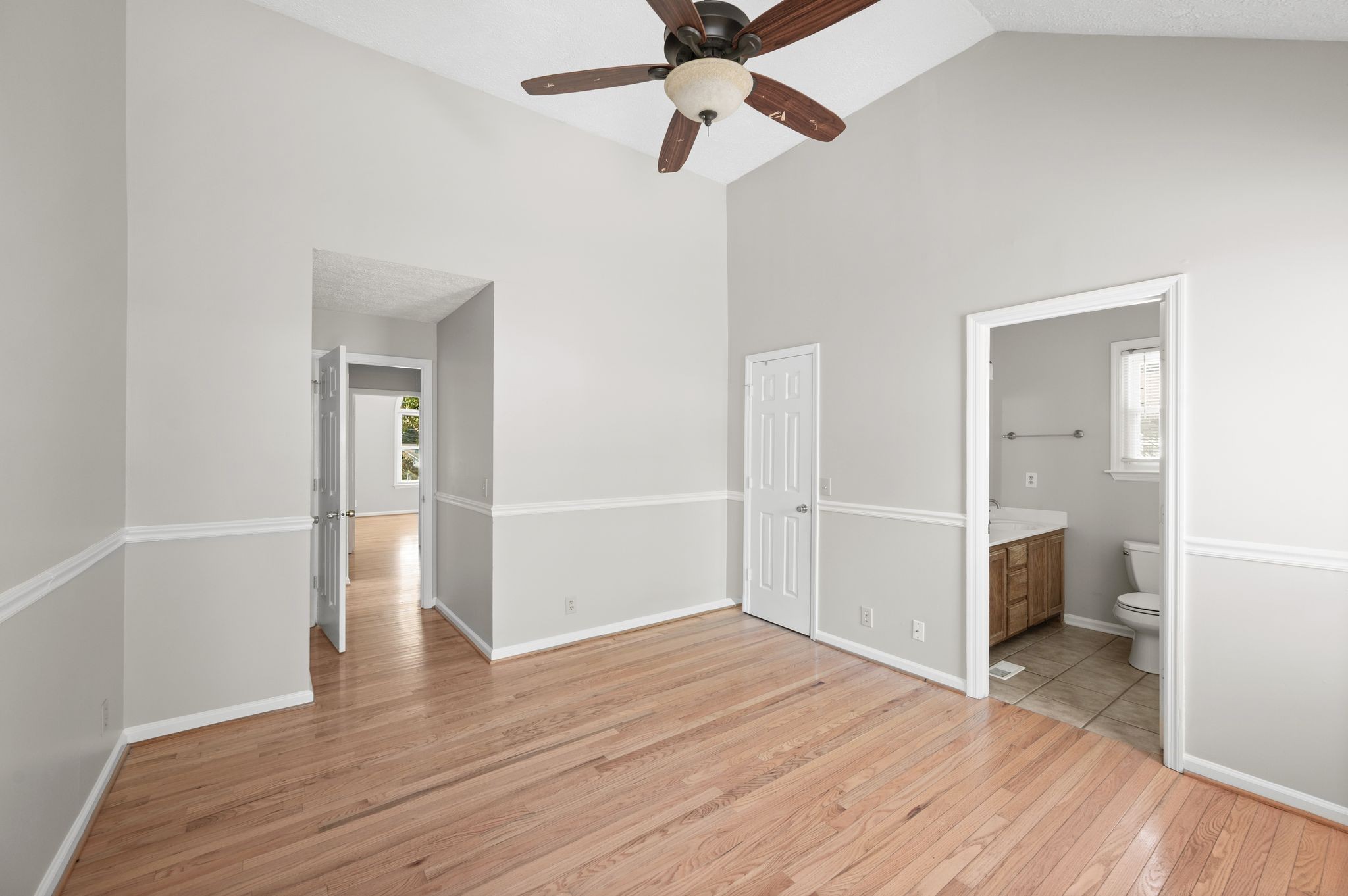 Antioch, Tennessee 37013, United States, 5 Bedrooms Bedrooms, ,2 BathroomsBathrooms,Residential,Active,234256