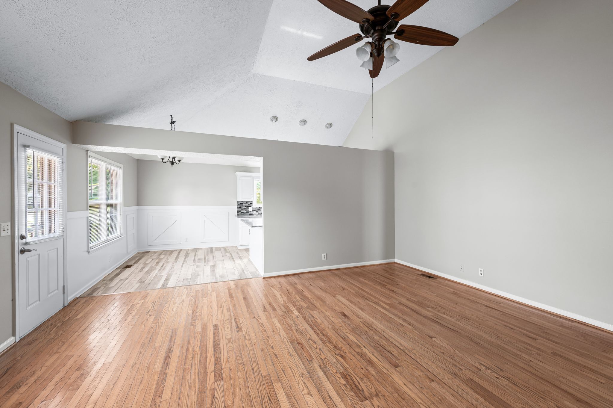 Antioch, Tennessee 37013, United States, 5 Bedrooms Bedrooms, ,2 BathroomsBathrooms,Residential,Active,234256