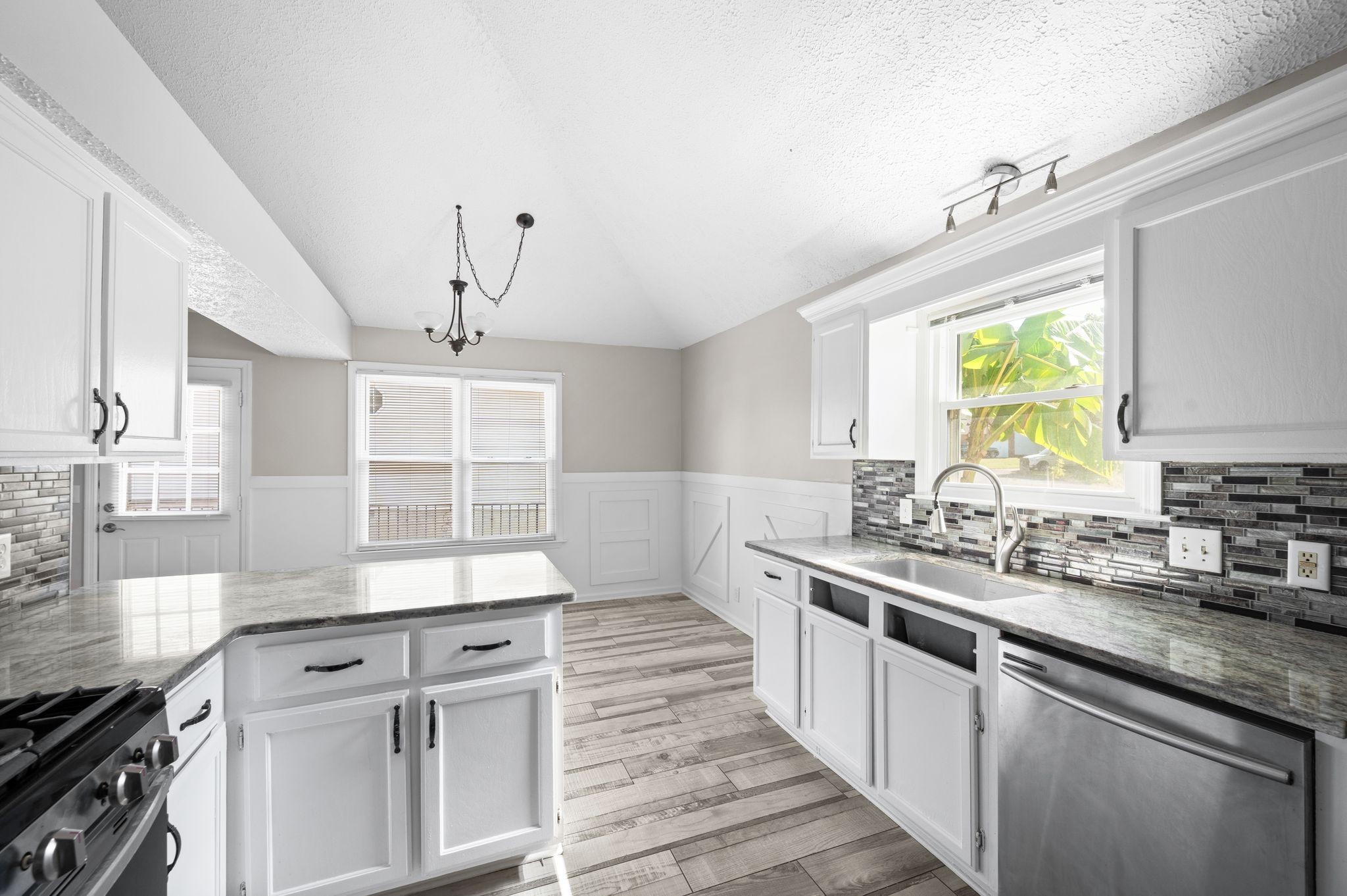 Antioch, Tennessee 37013, United States, 5 Bedrooms Bedrooms, ,2 BathroomsBathrooms,Residential,Active,234256