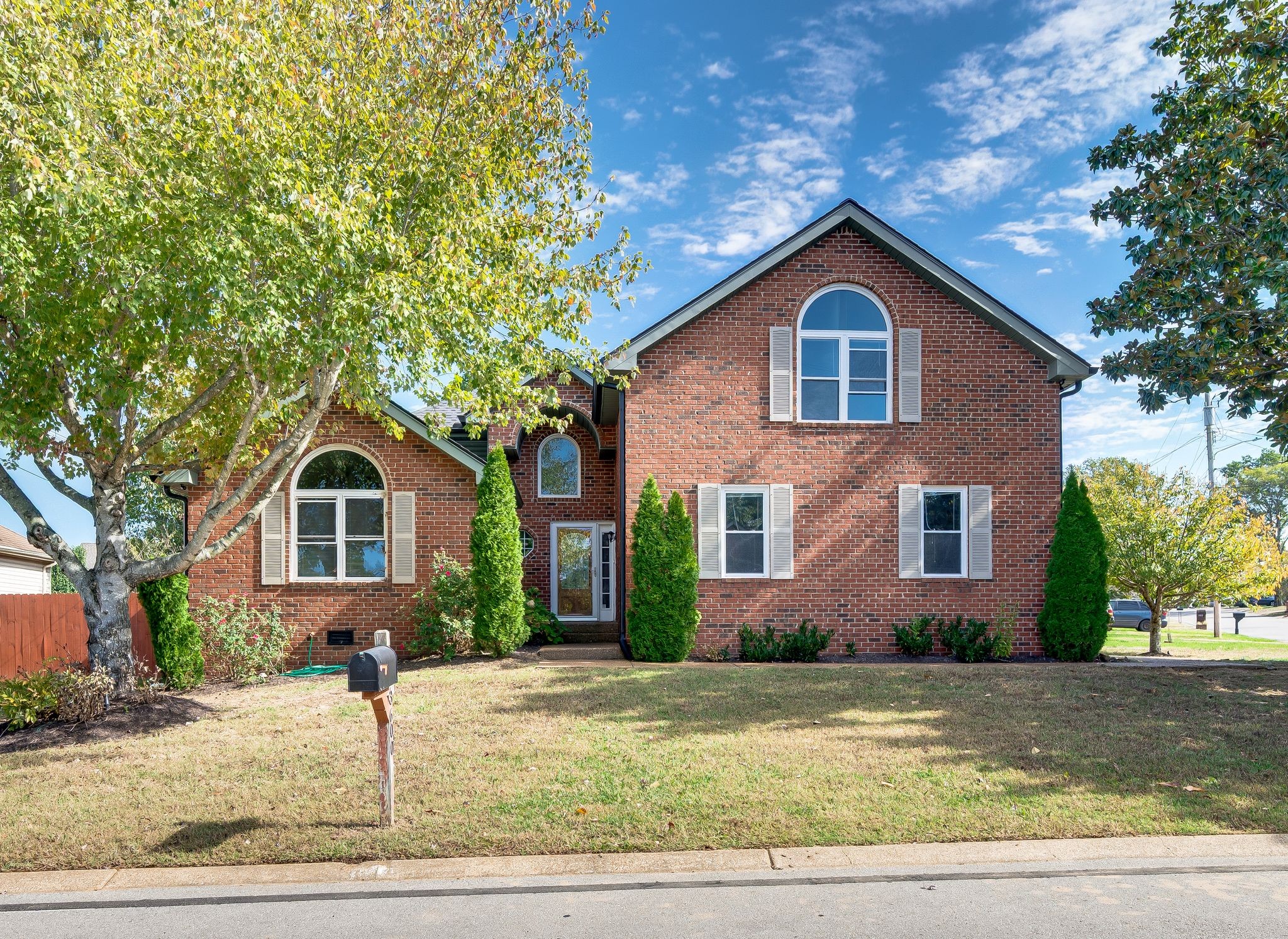 Antioch, Tennessee 37013, United States, 5 Bedrooms Bedrooms, ,2 BathroomsBathrooms,Residential,Active,234256