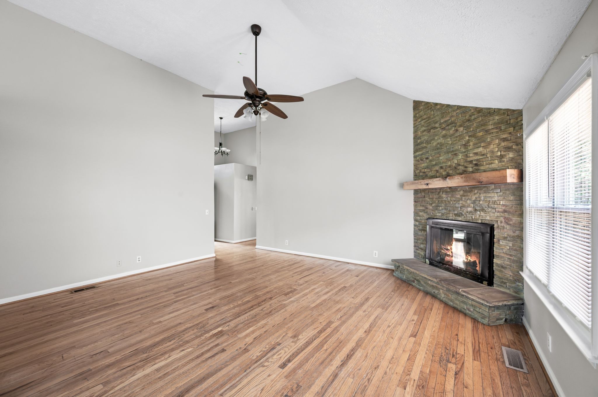 Antioch, Tennessee 37013, United States, 5 Bedrooms Bedrooms, ,2 BathroomsBathrooms,Residential,Active,234256