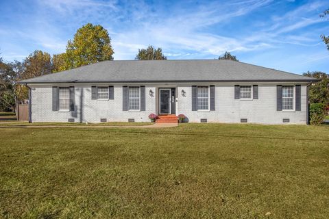 1701 Orchard Dr Lebanon TN 37087