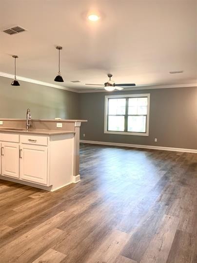 2506 E Main St F4