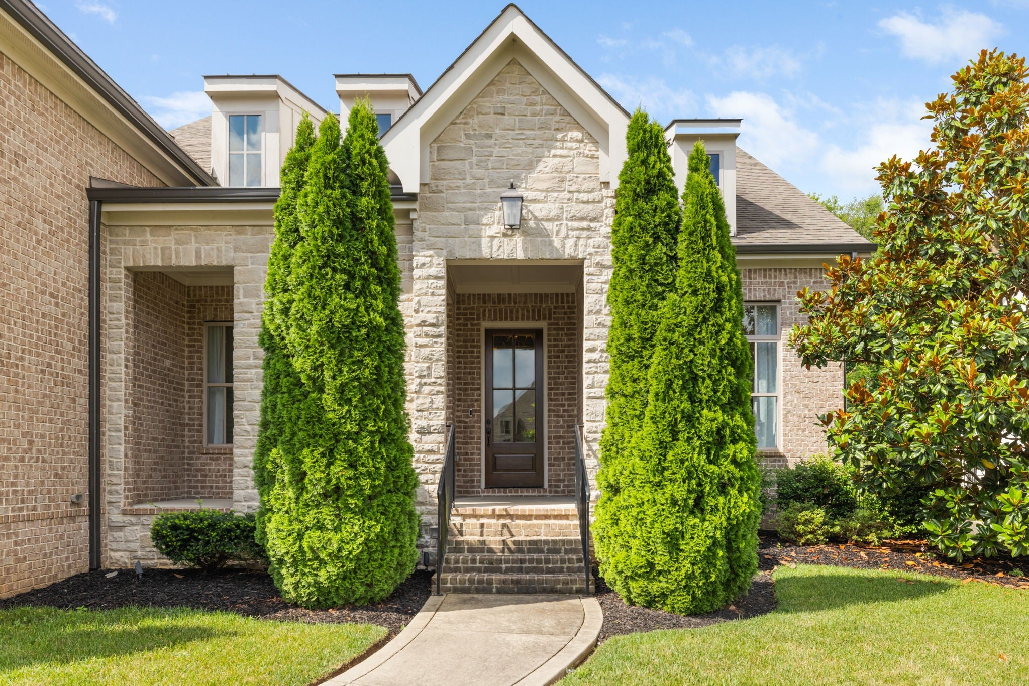 3648 Ronstadt Rd