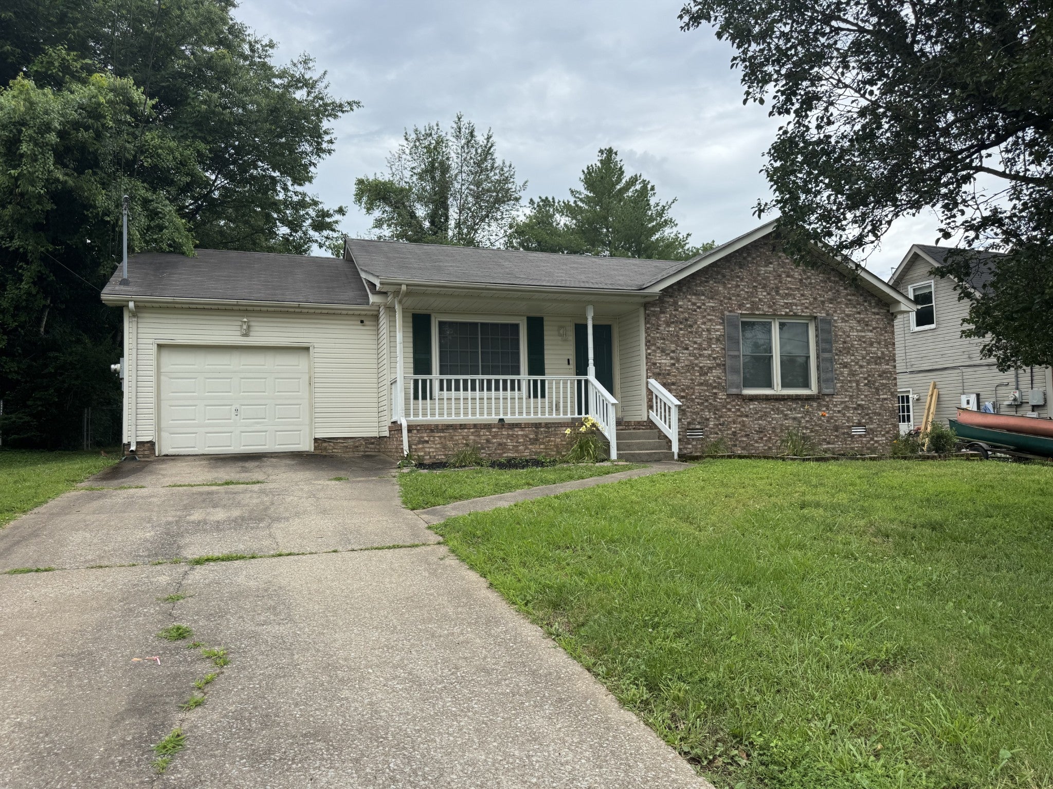 292 Audrea Ln