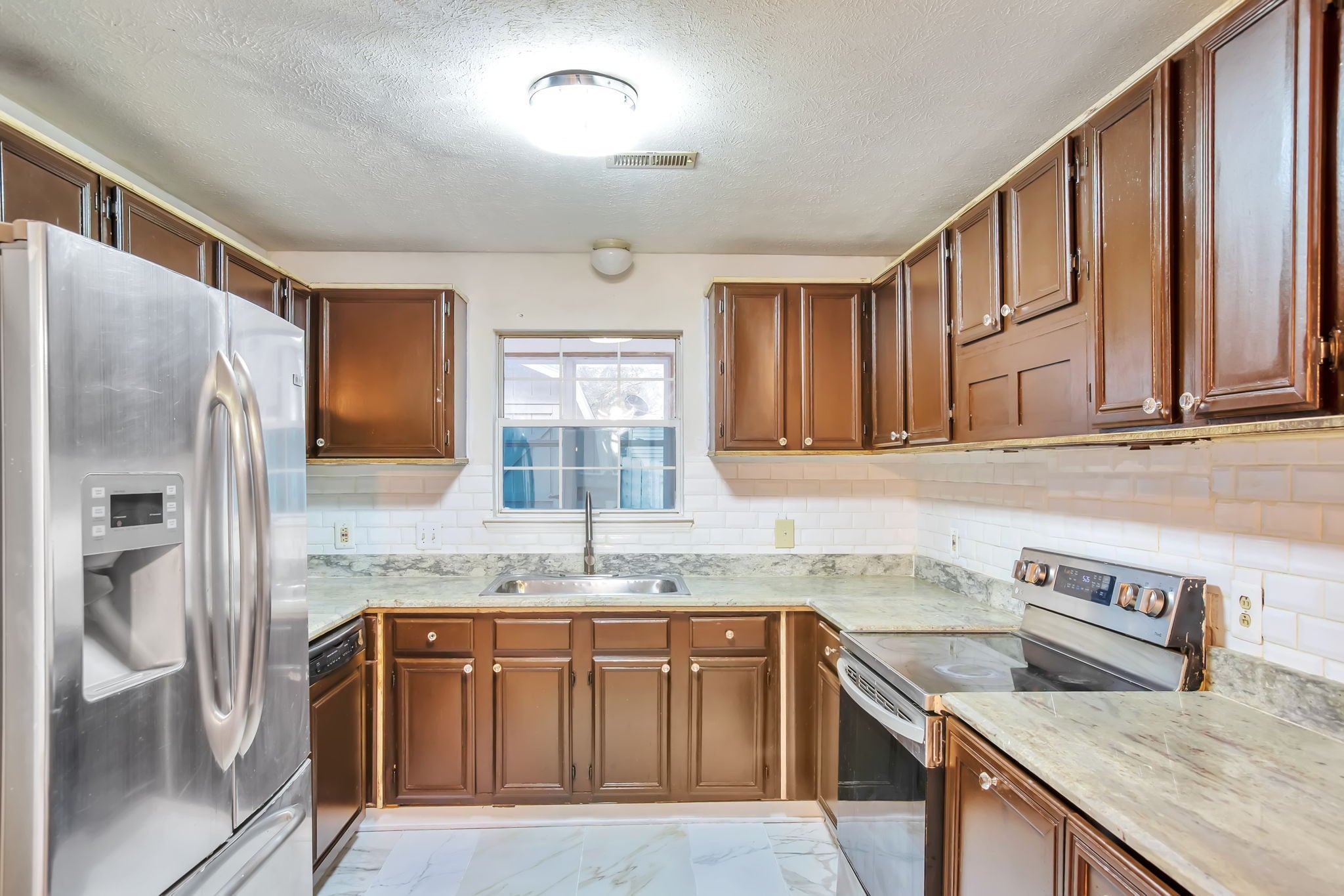 3296 Anderson Rd