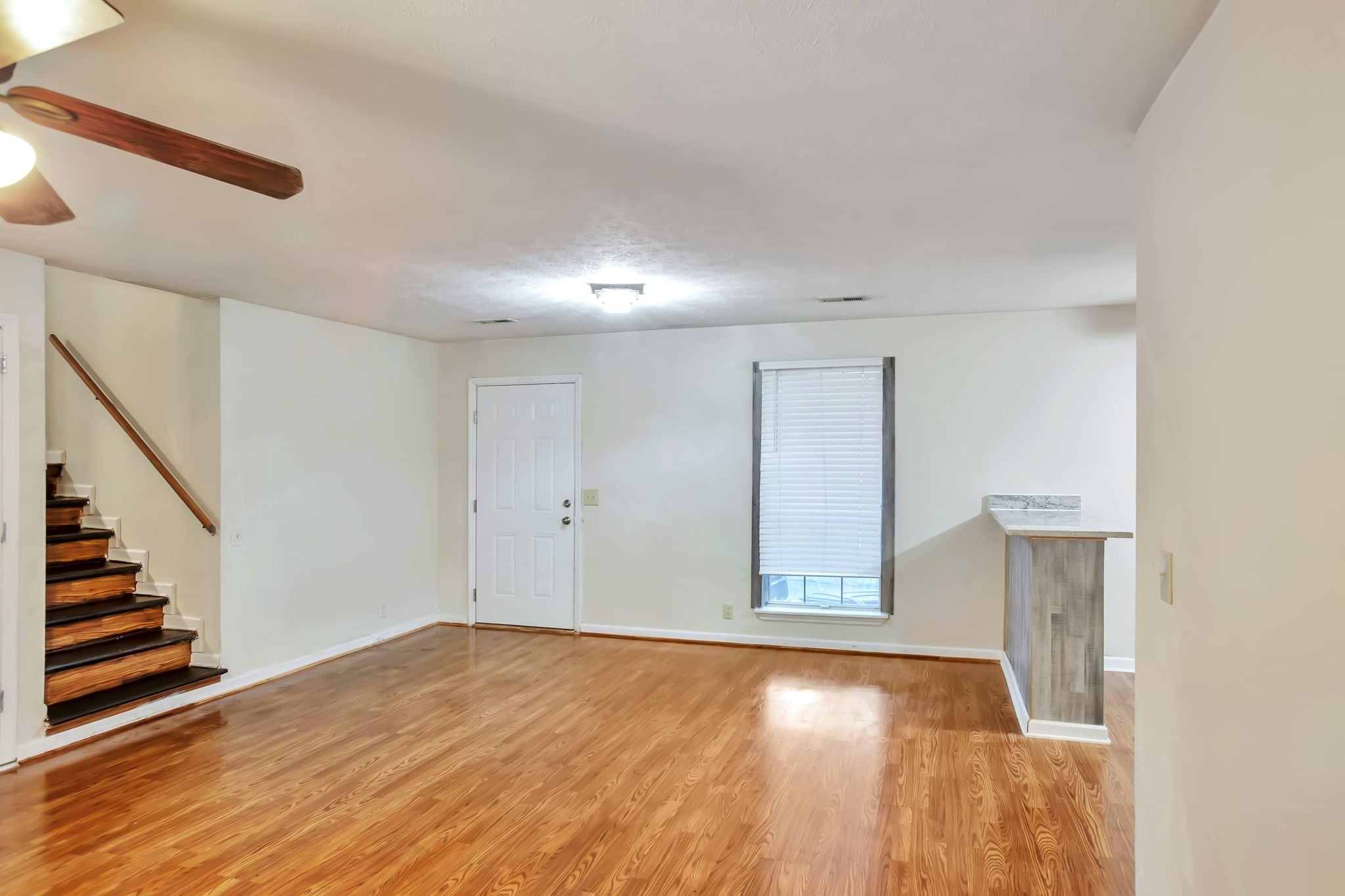 3296 Anderson Rd