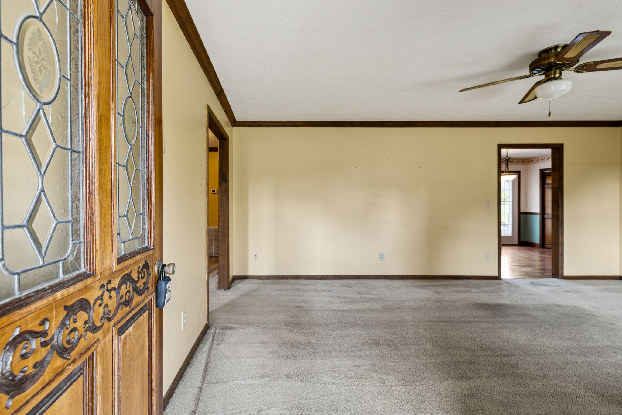 1010 Moncrief Cir