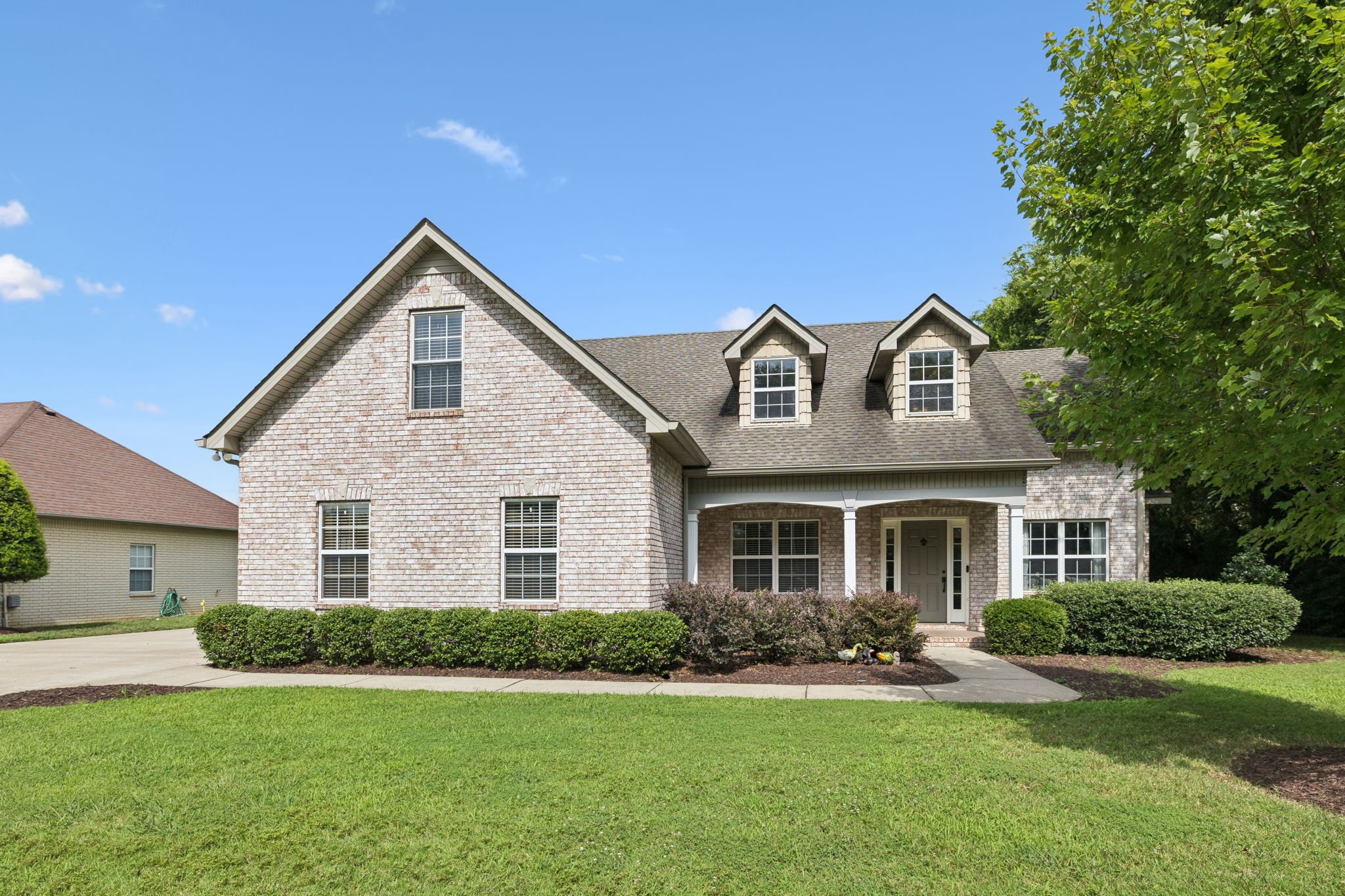 2415 Saint Andrews Dr