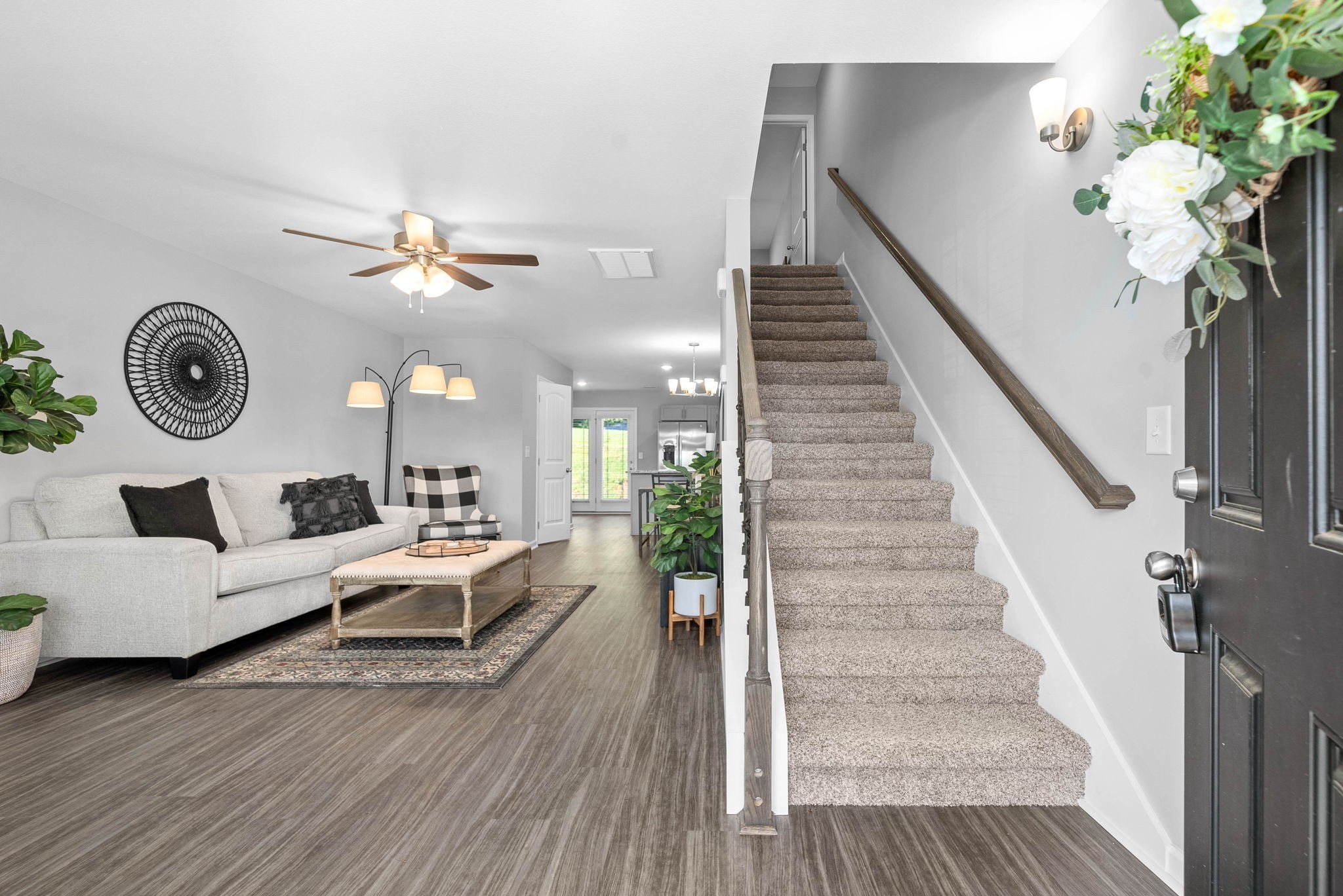 Clarksville, Tennessee 37040, United States, 2 Bedrooms Bedrooms, ,3 BathroomsBathrooms,Residential,Active,131053