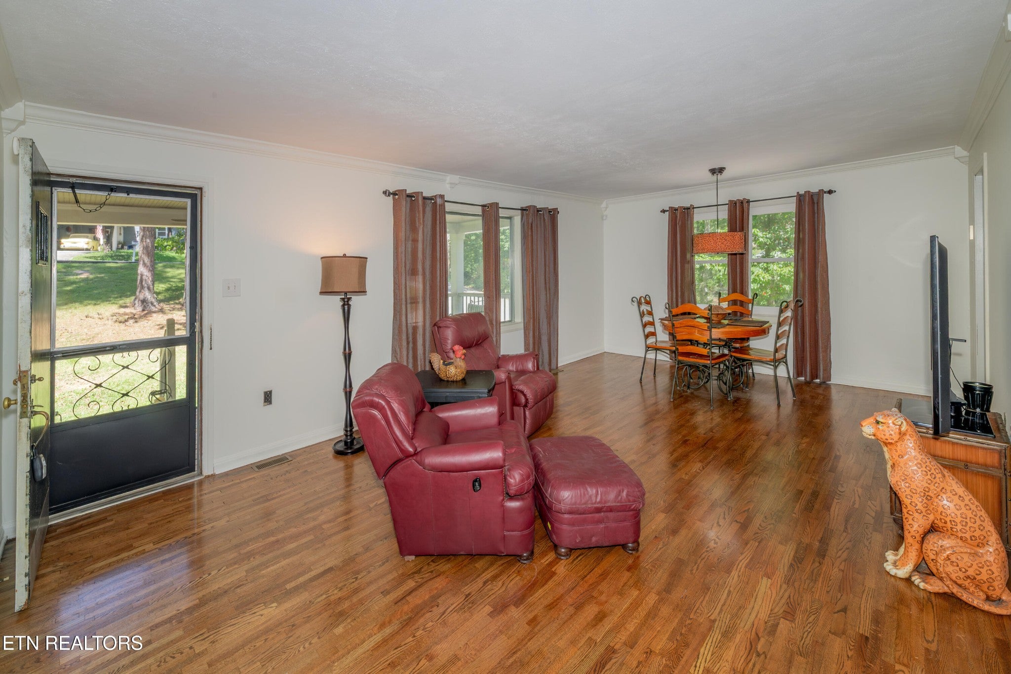 1112 dogwood Drive
