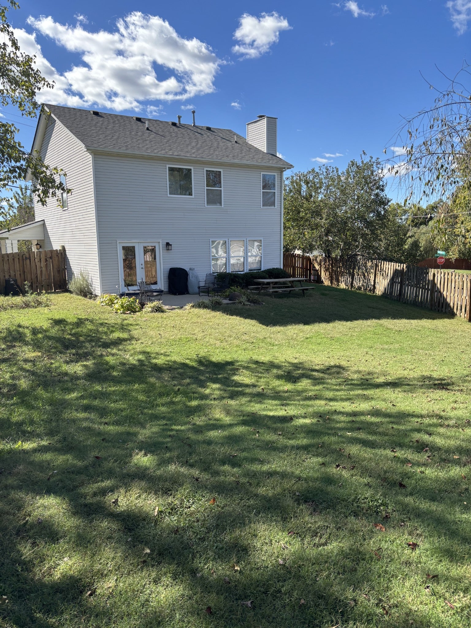 7016 Lexington Point Dr