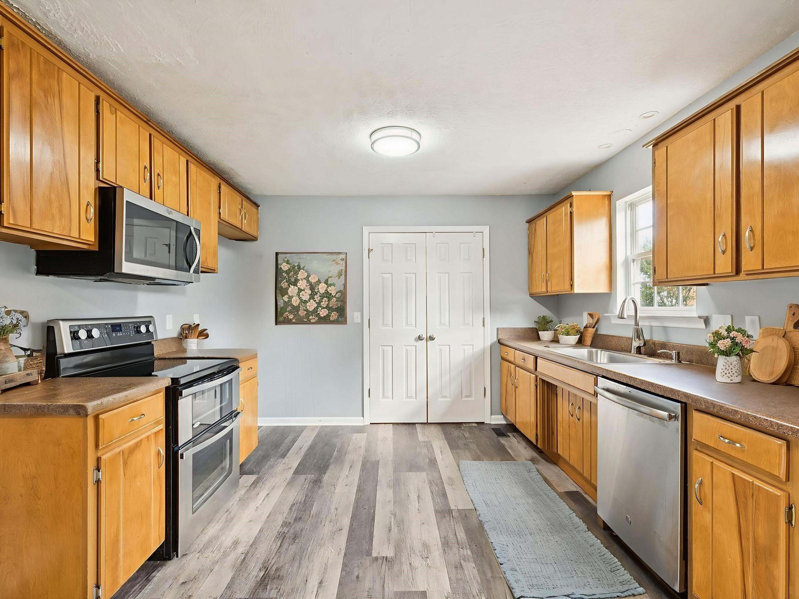 2914 Kedzie Dr
