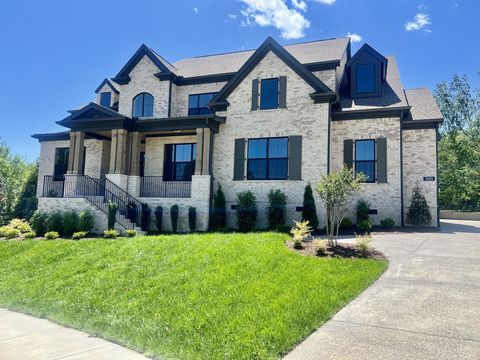 1900 Palisades Dr Brentwood TN 37027