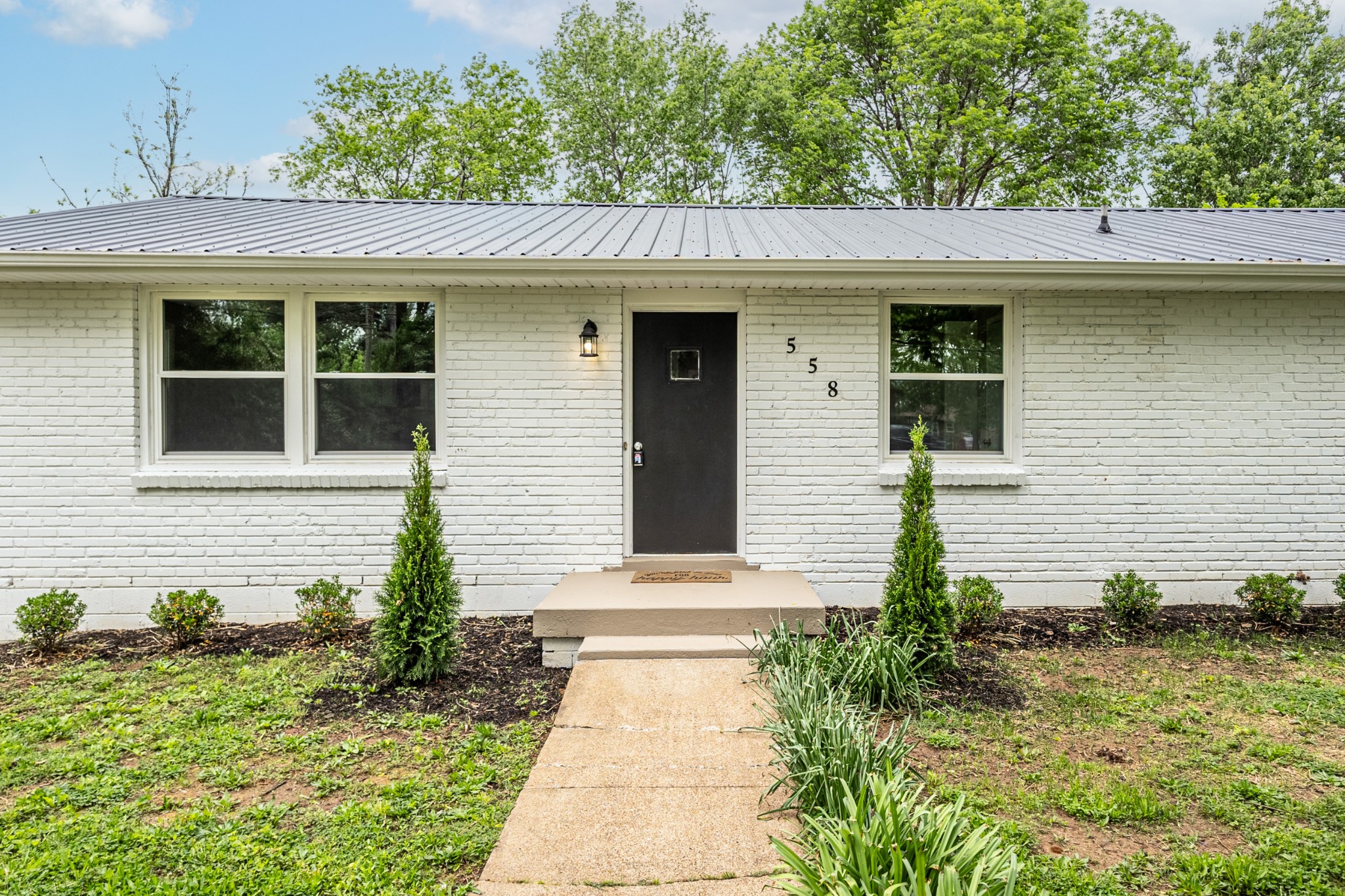 558 Walton Ferry Rd