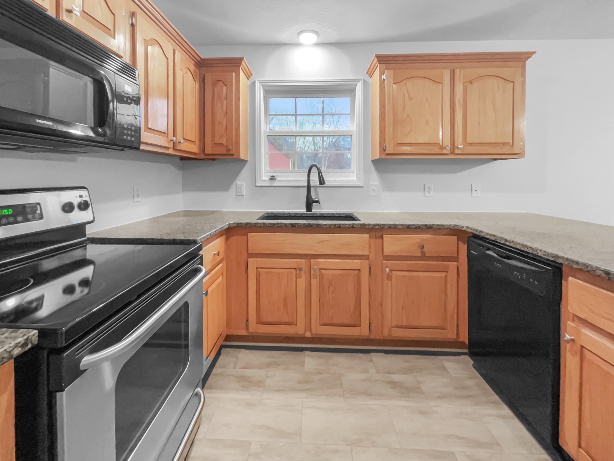 1345 Walker Cemetery Rd