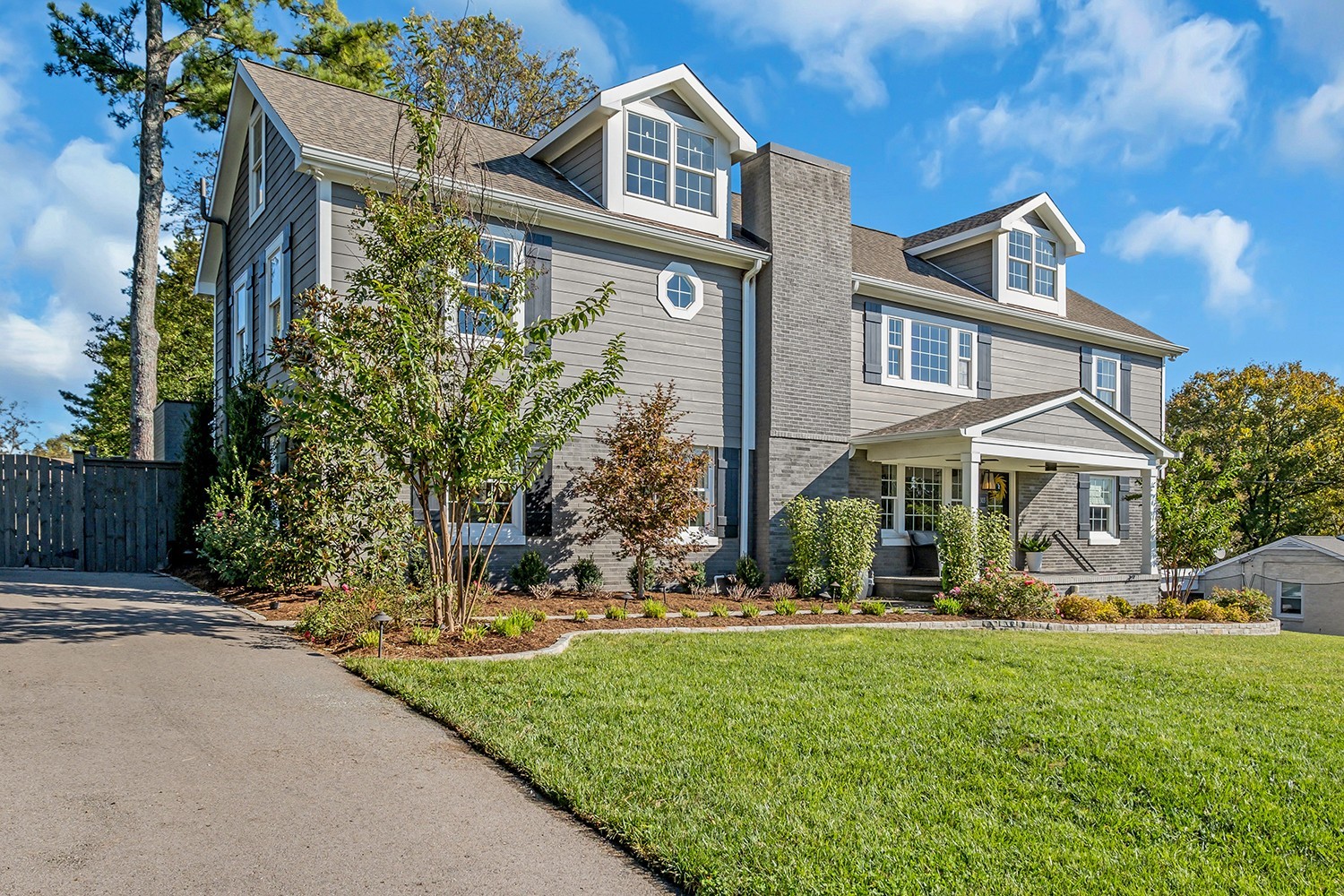 303 Avondale Dr