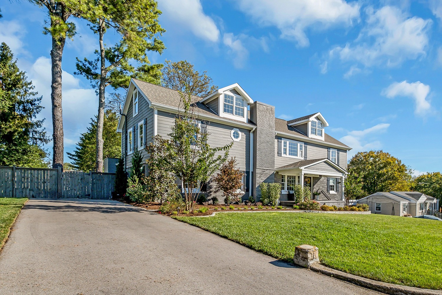 303 Avondale Dr